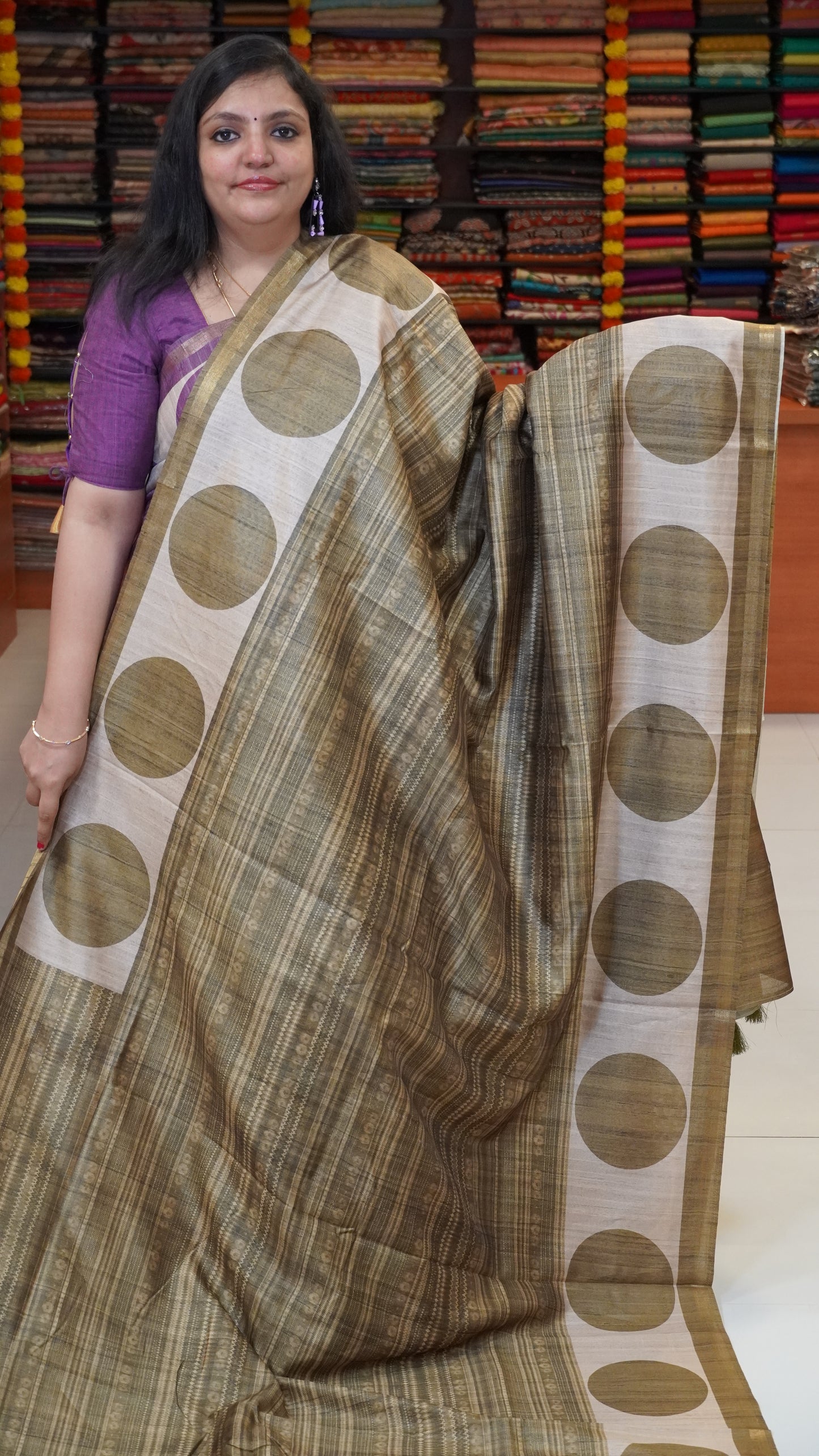 Gicha Tussar Saree Self Print Green