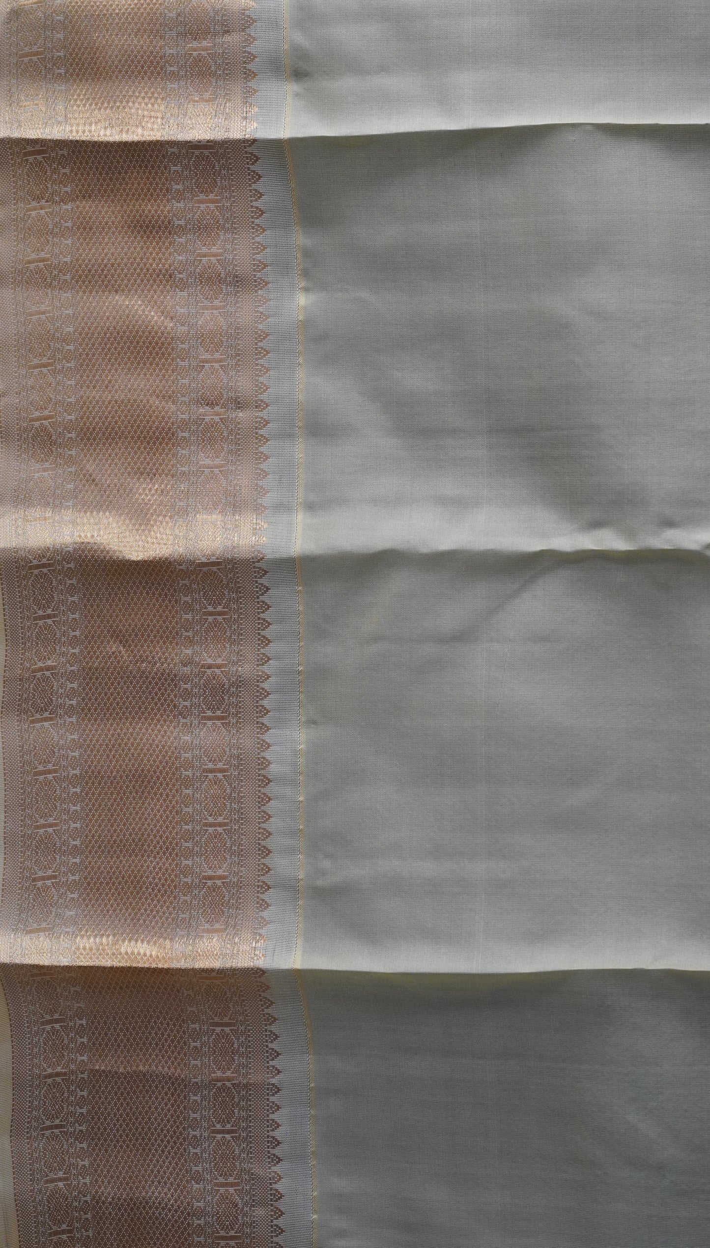 Pure Kanjivaram Saree Green - Cream