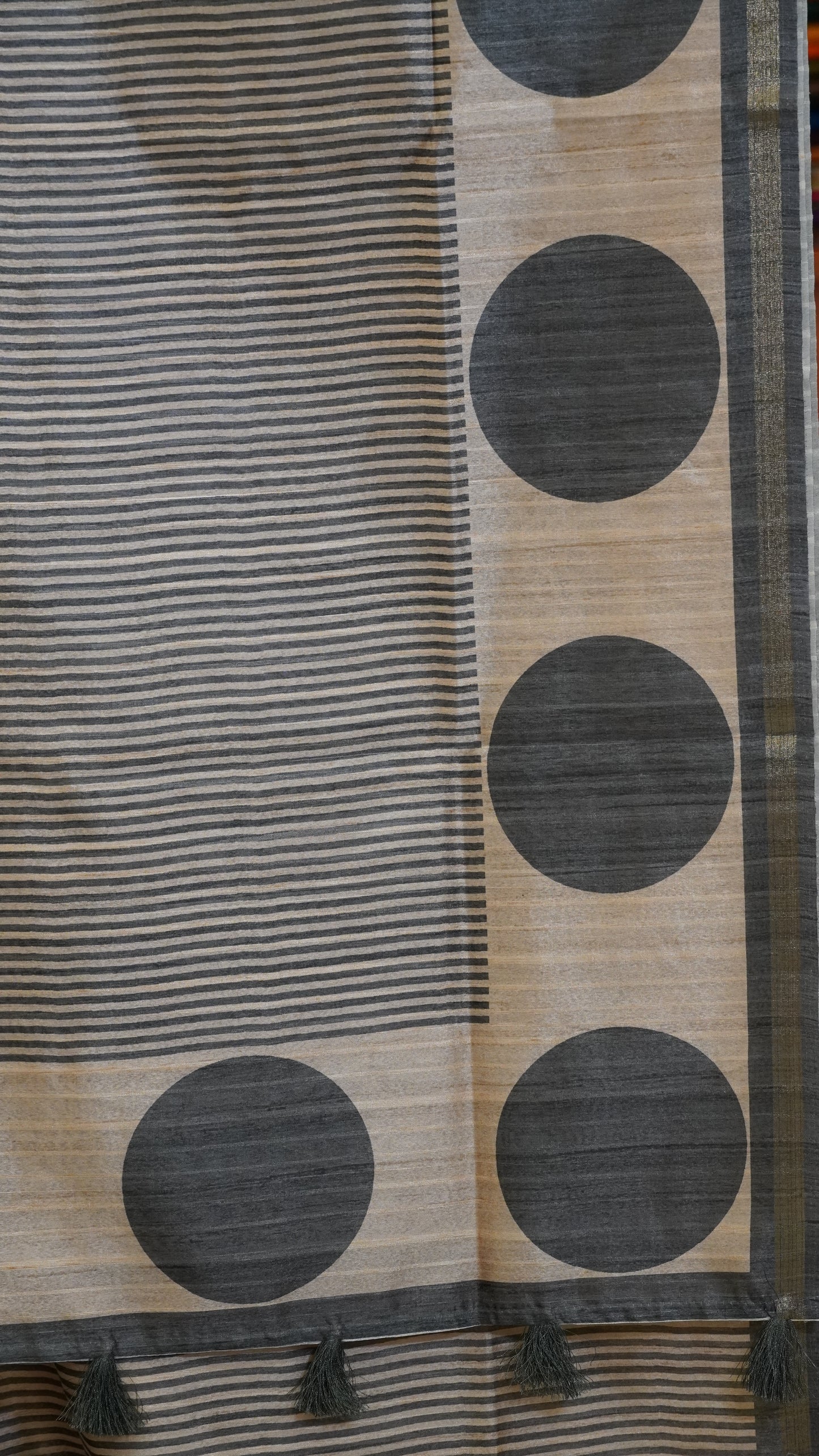 Gicha Tussar Saree Vertical Lines Grey