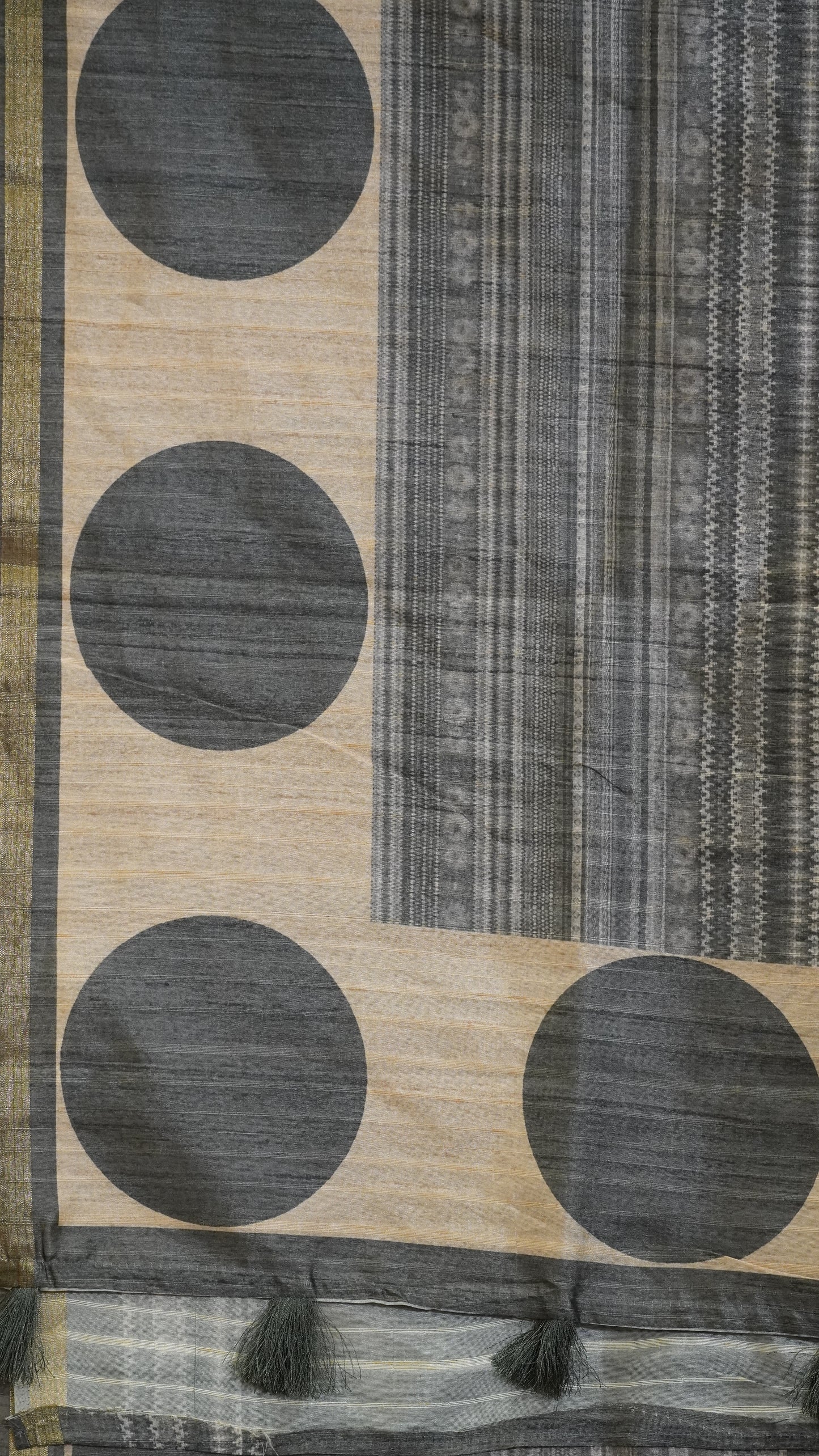 Gicha Tussar Saree Self Print Grey