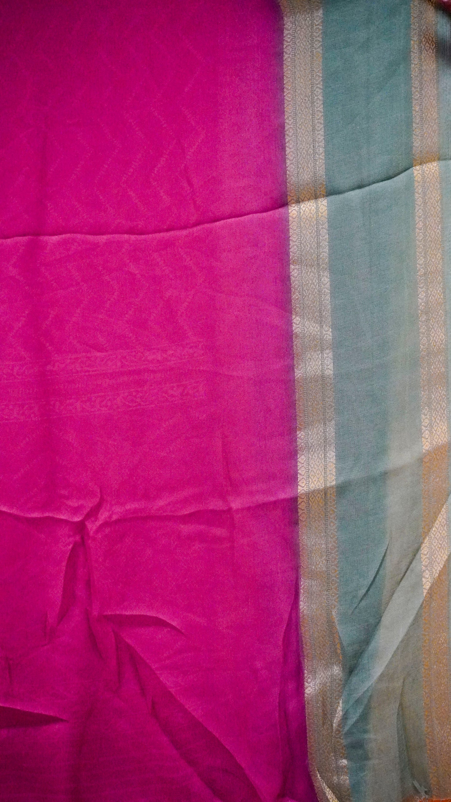 Shiffon Saree Arrow Print With Gap Zari Border Pink to Green