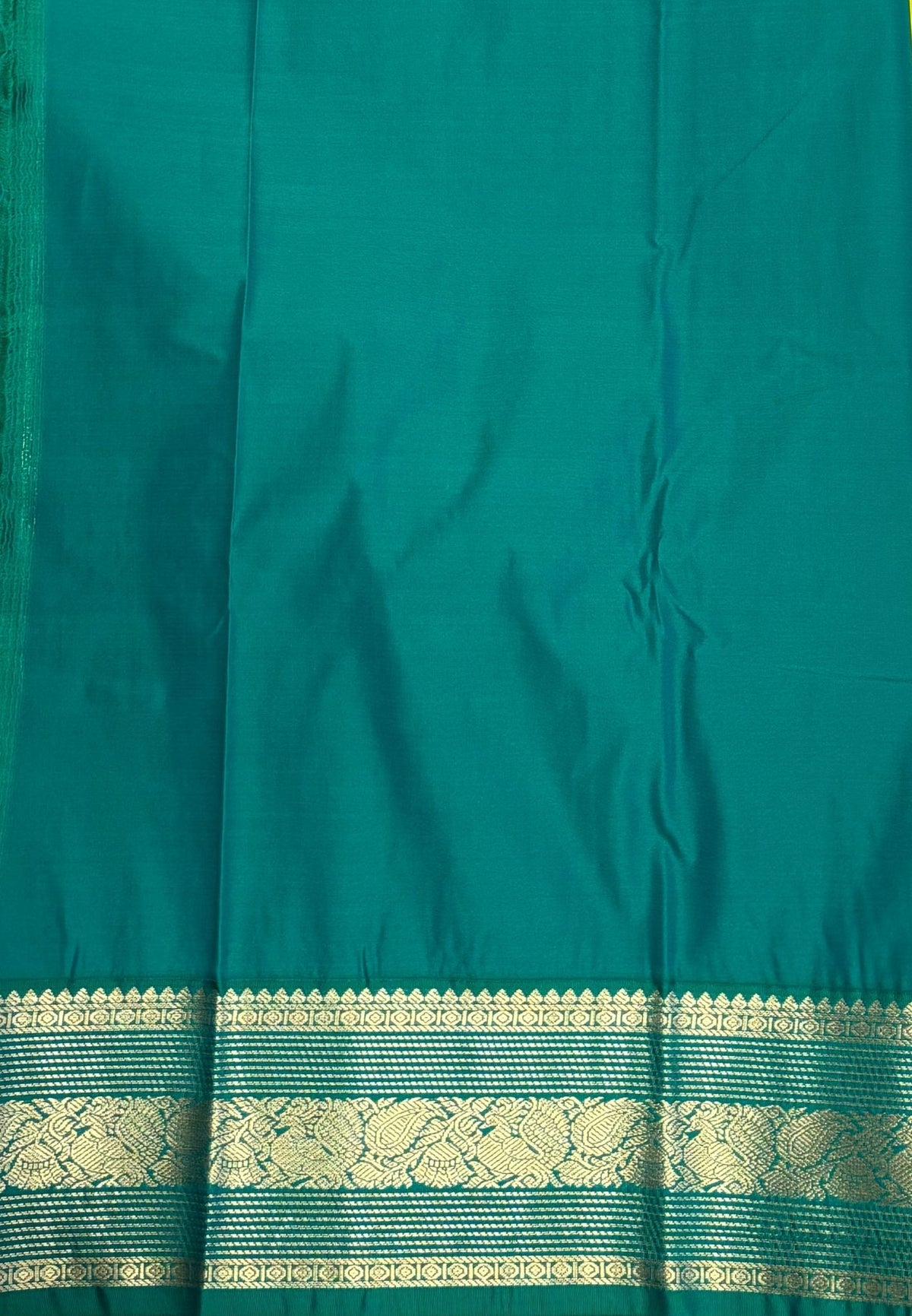 Budget Kanchipuram Saree-Florscnt Green with Contrast Border