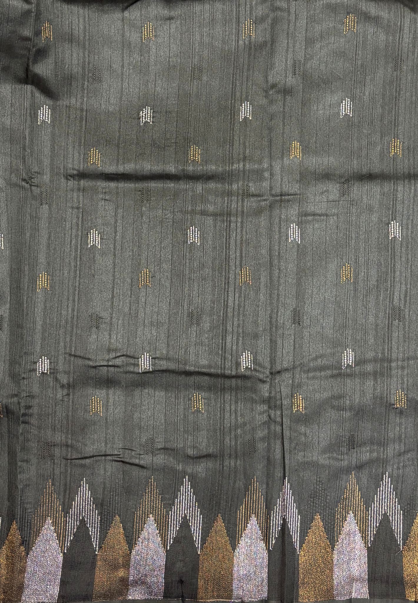 Tussar Saree-Black In Twin Tower Border