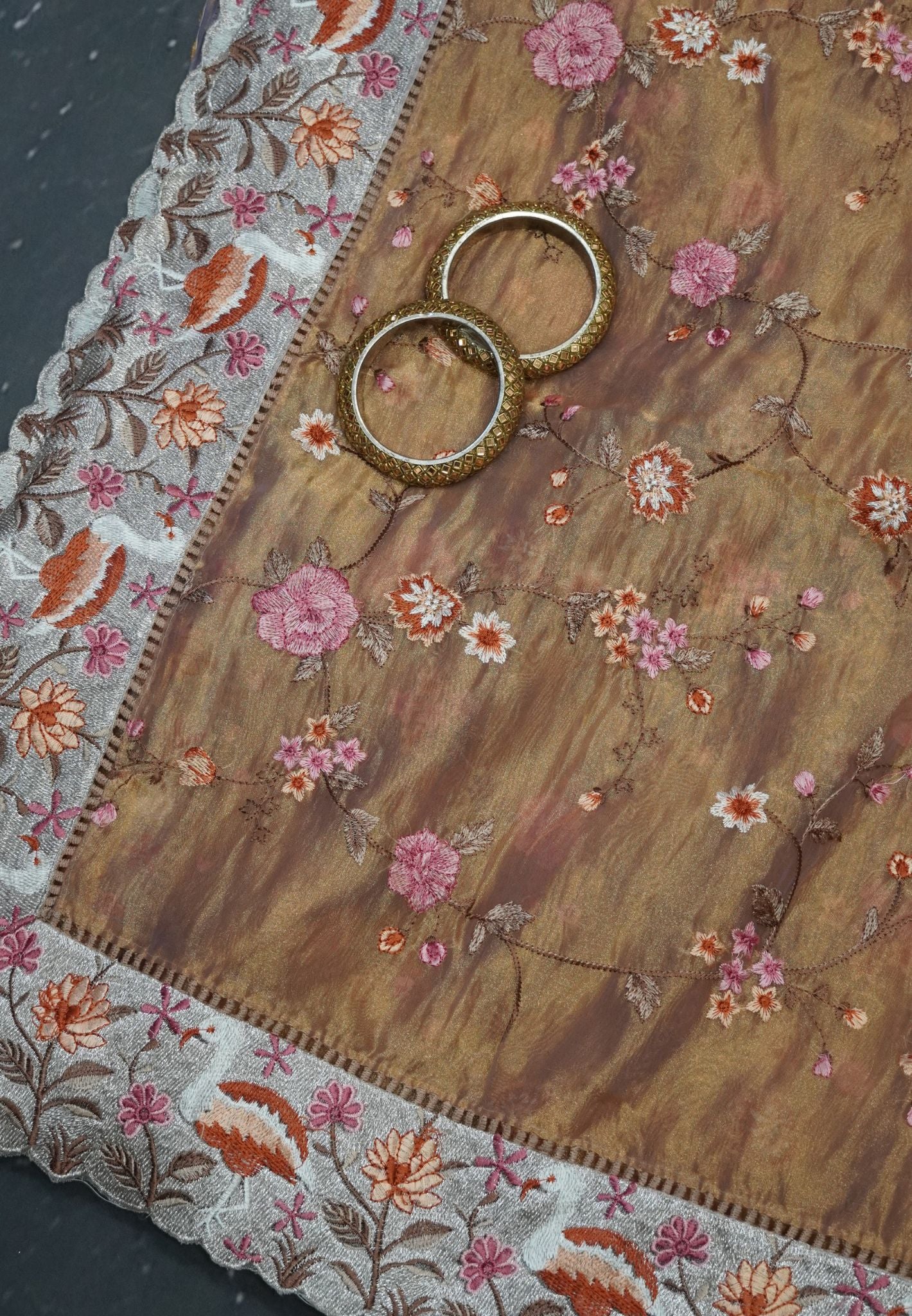 Crush Tissue Saree - Full Embryoid Honey