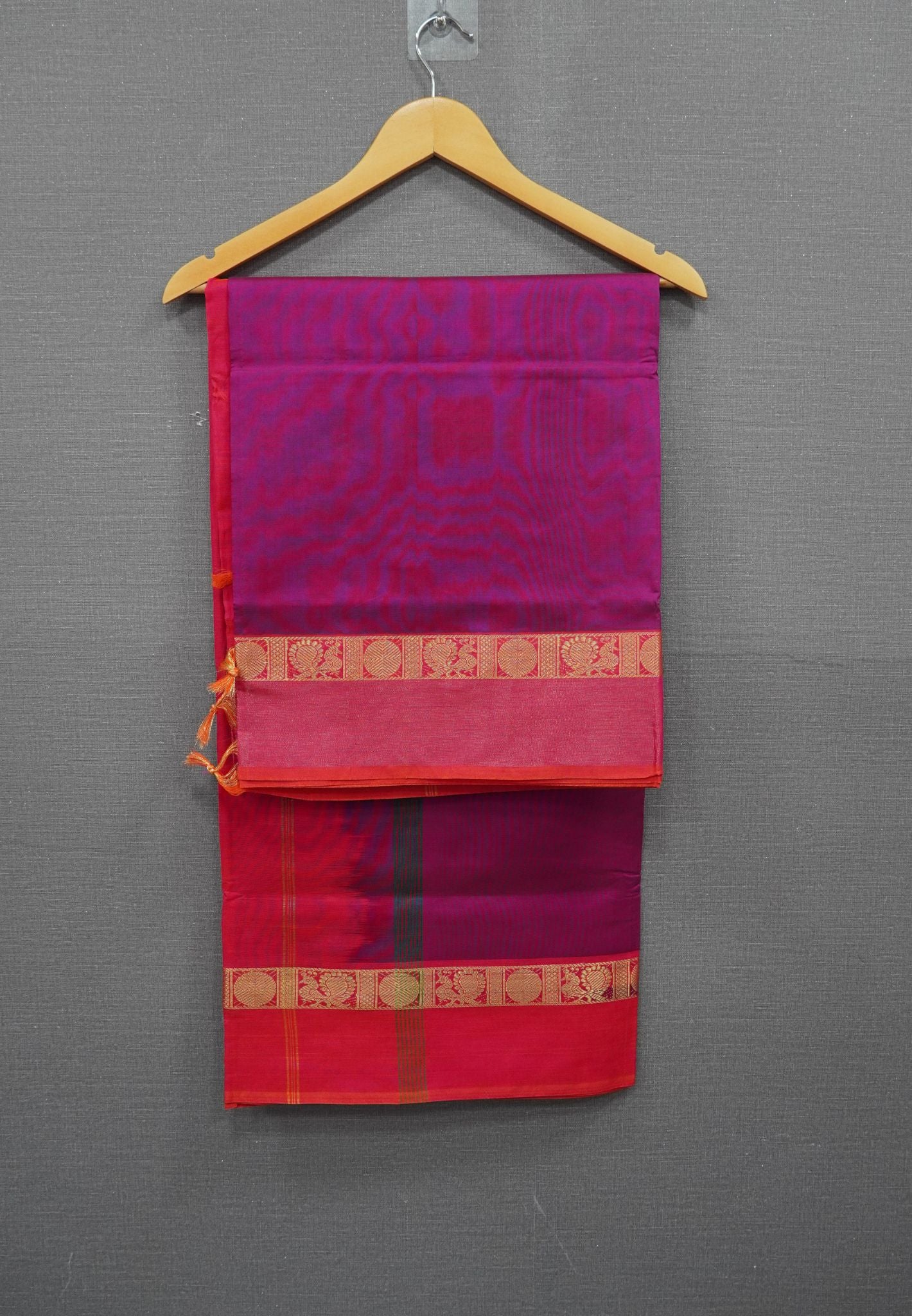 Silk Cotton Saree-Magenta with Tissue Border