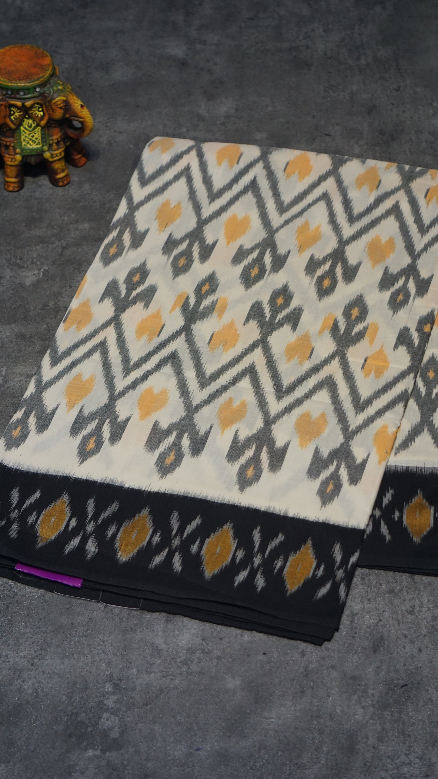 Pochampally Cotton double Ikkat Saree White - Grey
