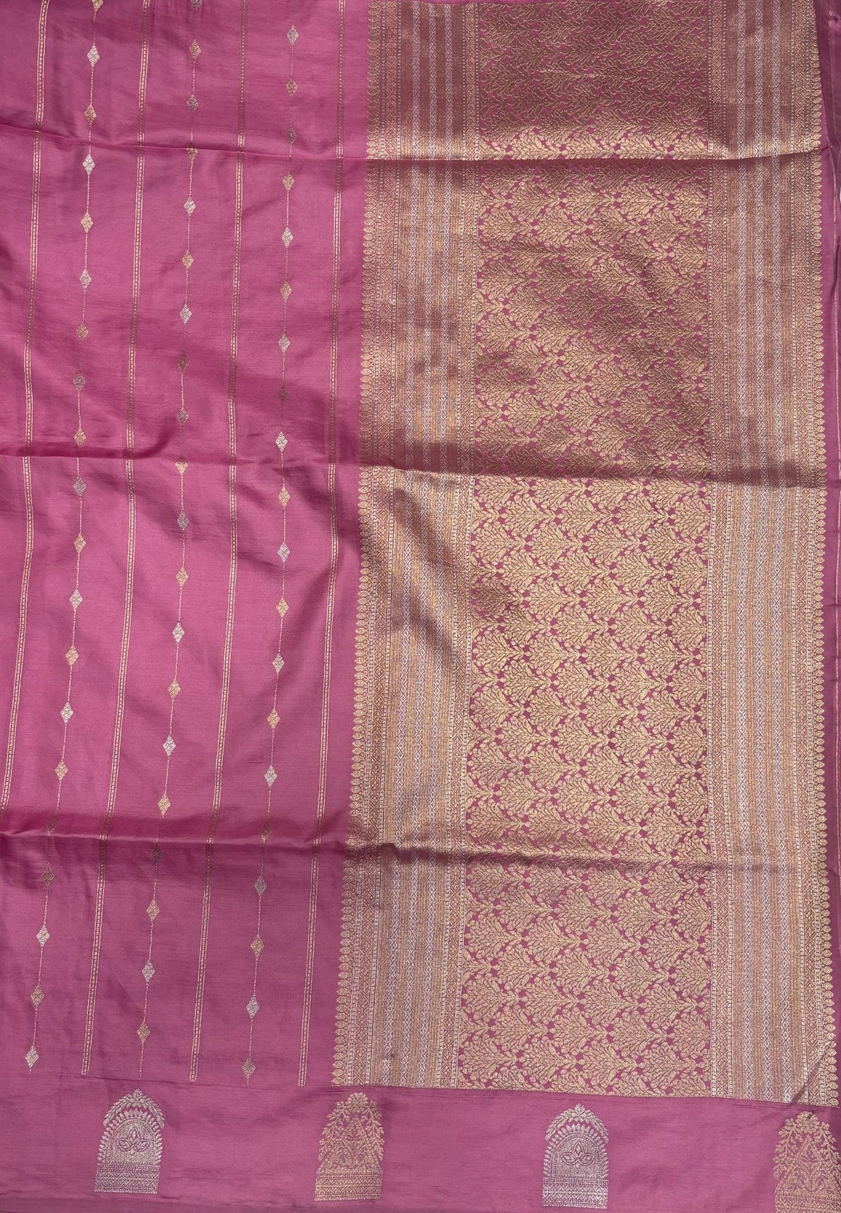 Gaji Silk Saree-Onion Pink with Jumka Zari Butta