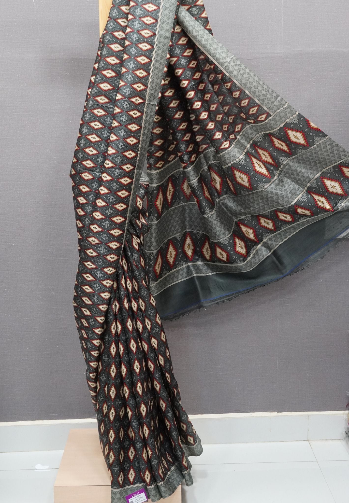 Pure Tussar Saree-Metalllic Green in Diamond Pattern