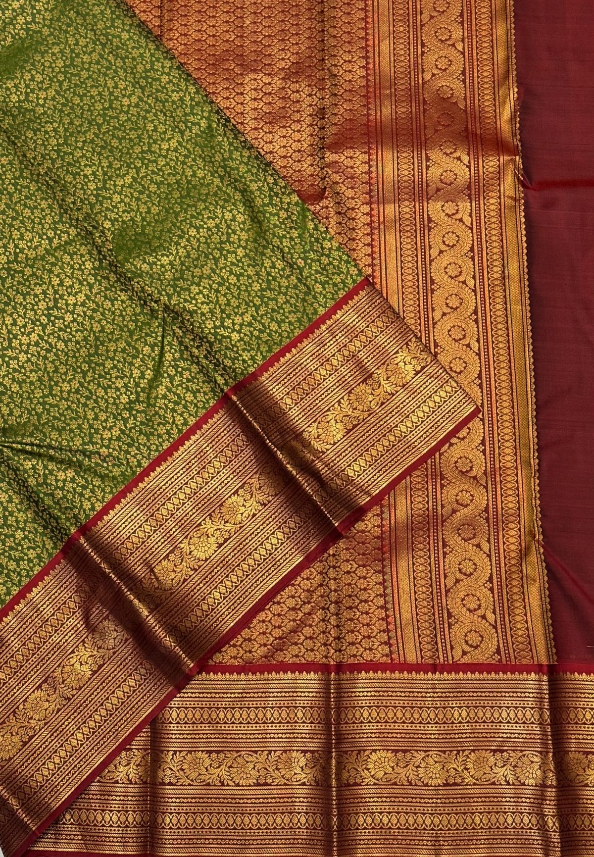 Pure Kanchipuram Silk Saree-Green in Antique Gold Temple Floral Zari with Contrast Border