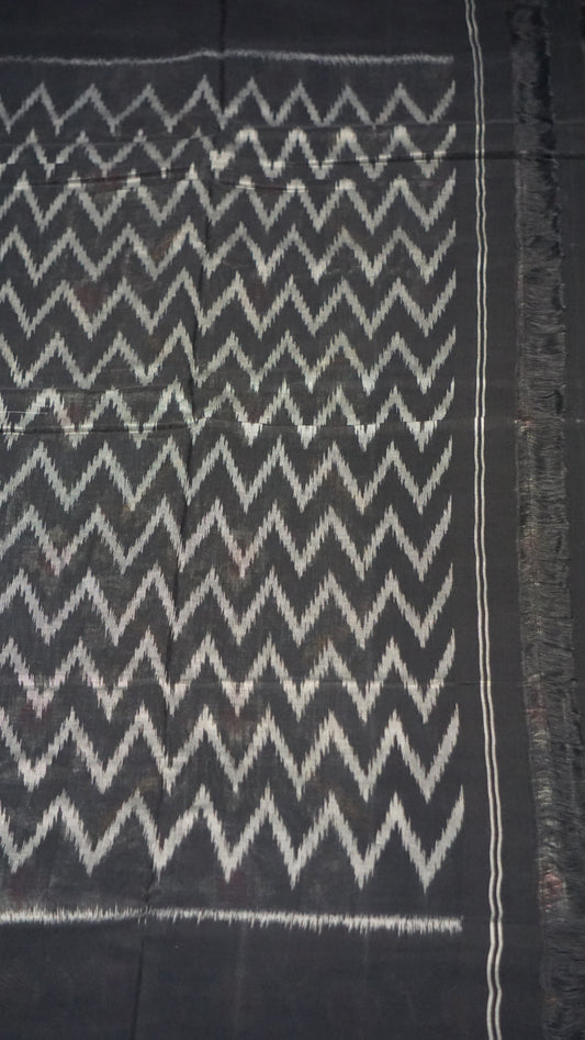 Pochampally Cotton double Ikkat Saree Grey - White