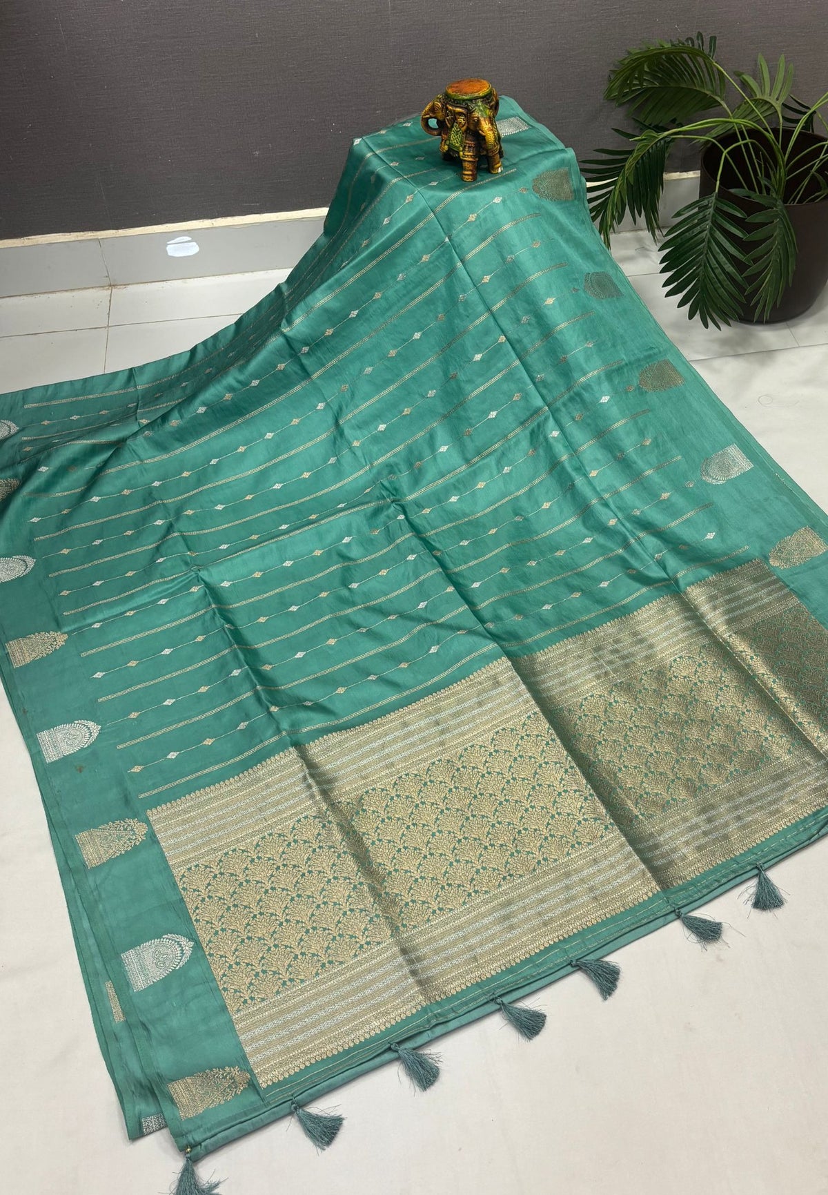 Gaji Silk Saree-Sea Green with Jumka Zari Butta