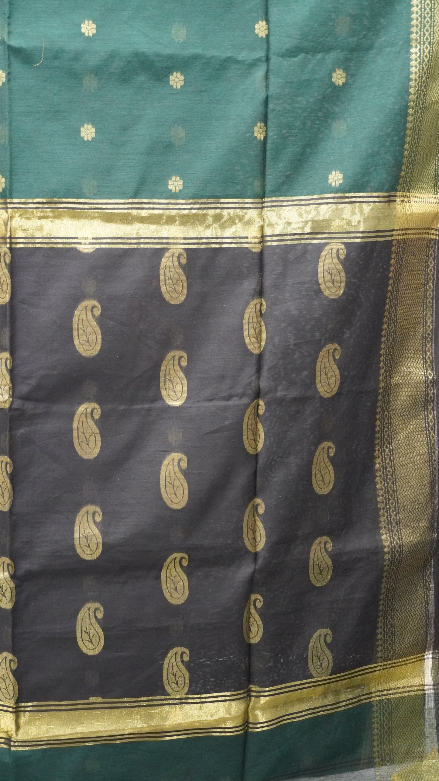 Maheswari Cotton Saree Flower Butta-Green