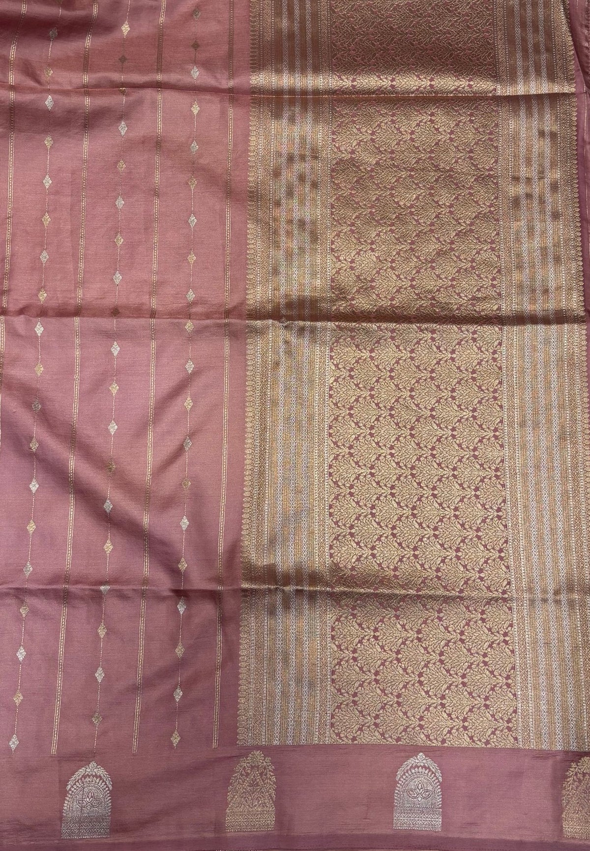 Gaji Silk Saree-Dusky Pink with Jumka Zari Butta