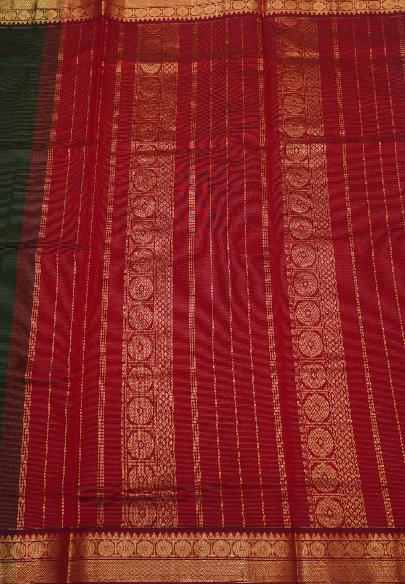 Silk Cotton Saree-Bottle Green with Contrast Border in Vairaoosi