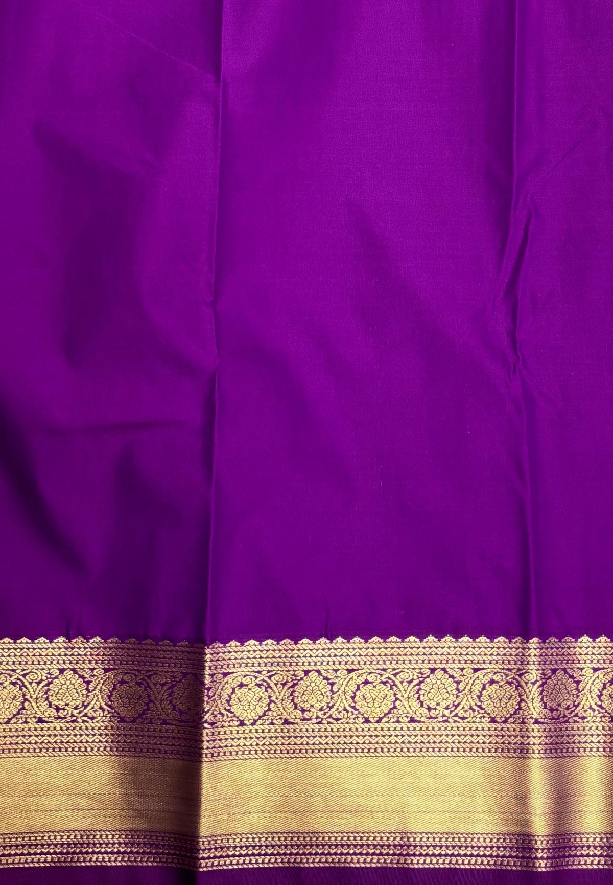 Budget Kanchipuram Saree-Elachi Green with Contrast Border