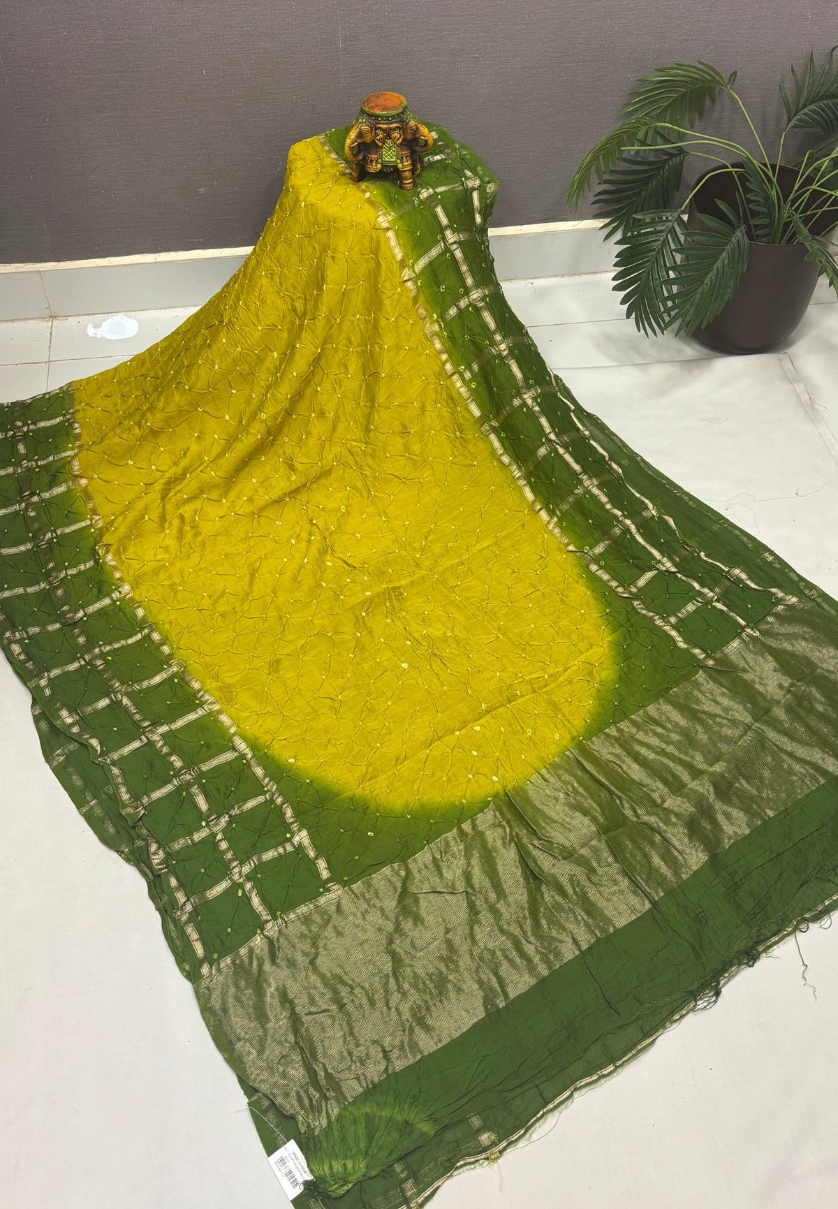 Banarasi Bandeji Saree-Yellow in Zari Checks with Contrast Border