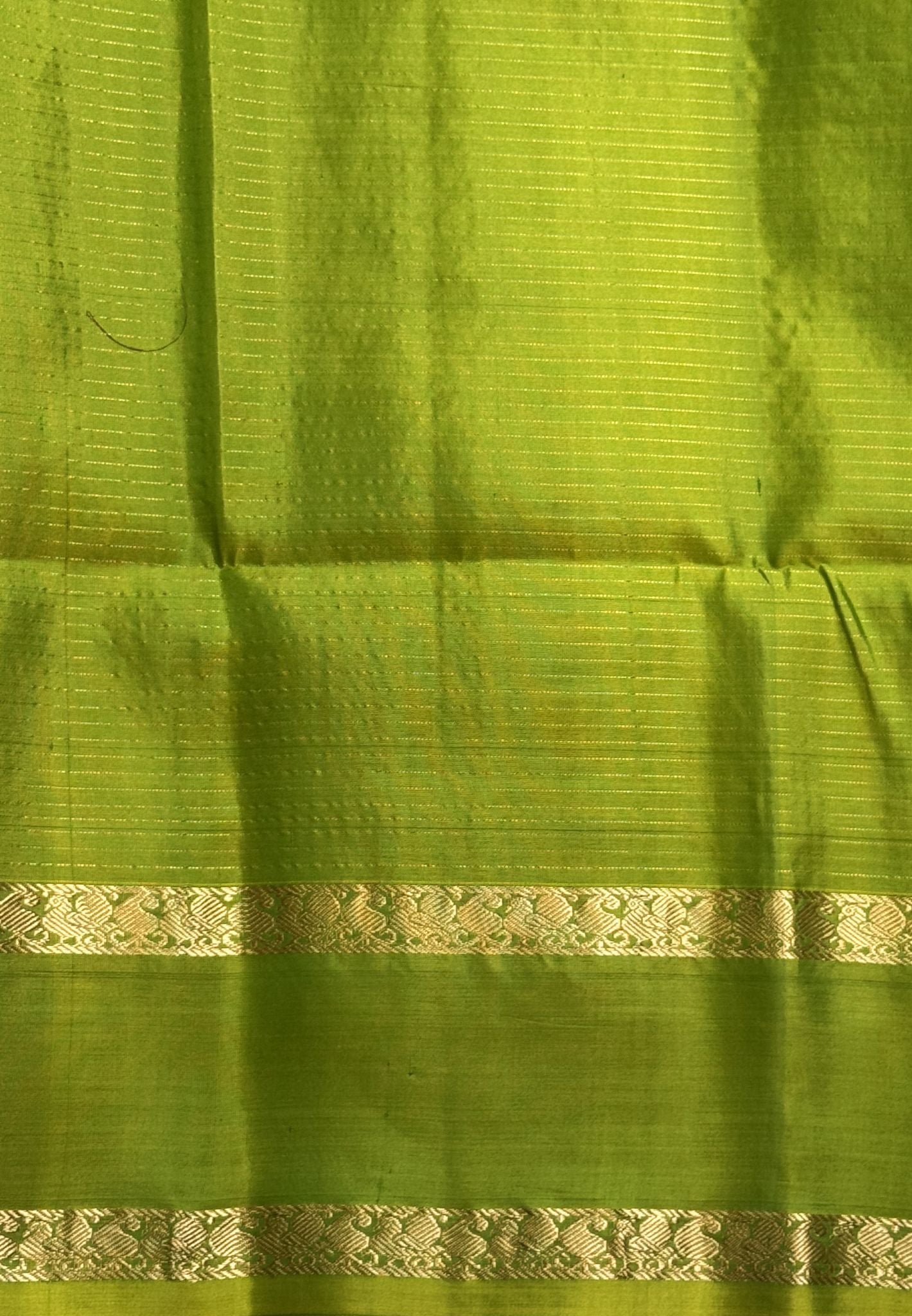 Pure Soft Silk Saree-Pastle Green with Muthu Kattam and Parrot Green Rettapet Border