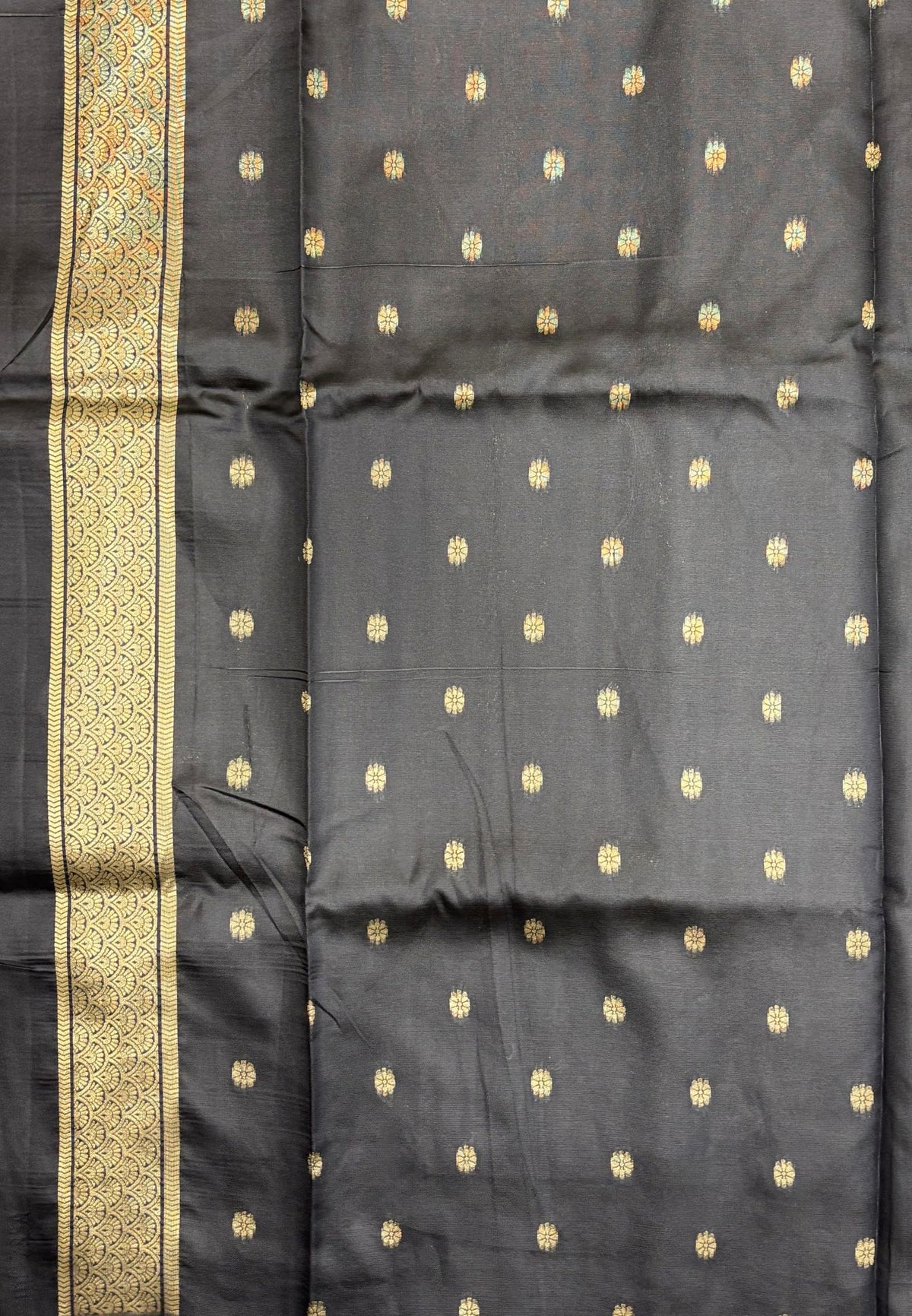 Tussar Saree-Black In Floral Medallion Zari Border