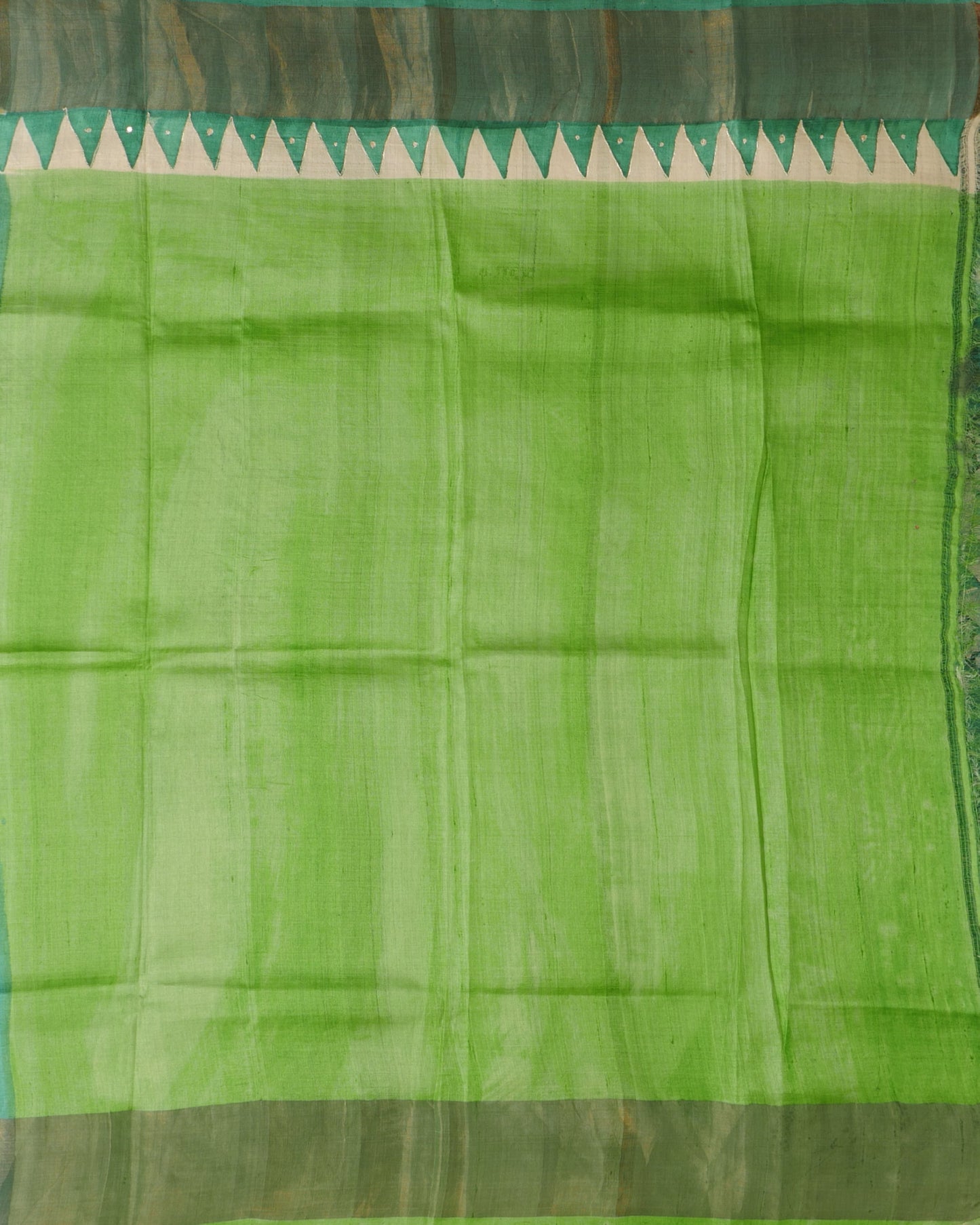 Pure Green Tussar Geomentrical Pattern With Kutch Work and Self Pallu with Tissue Border