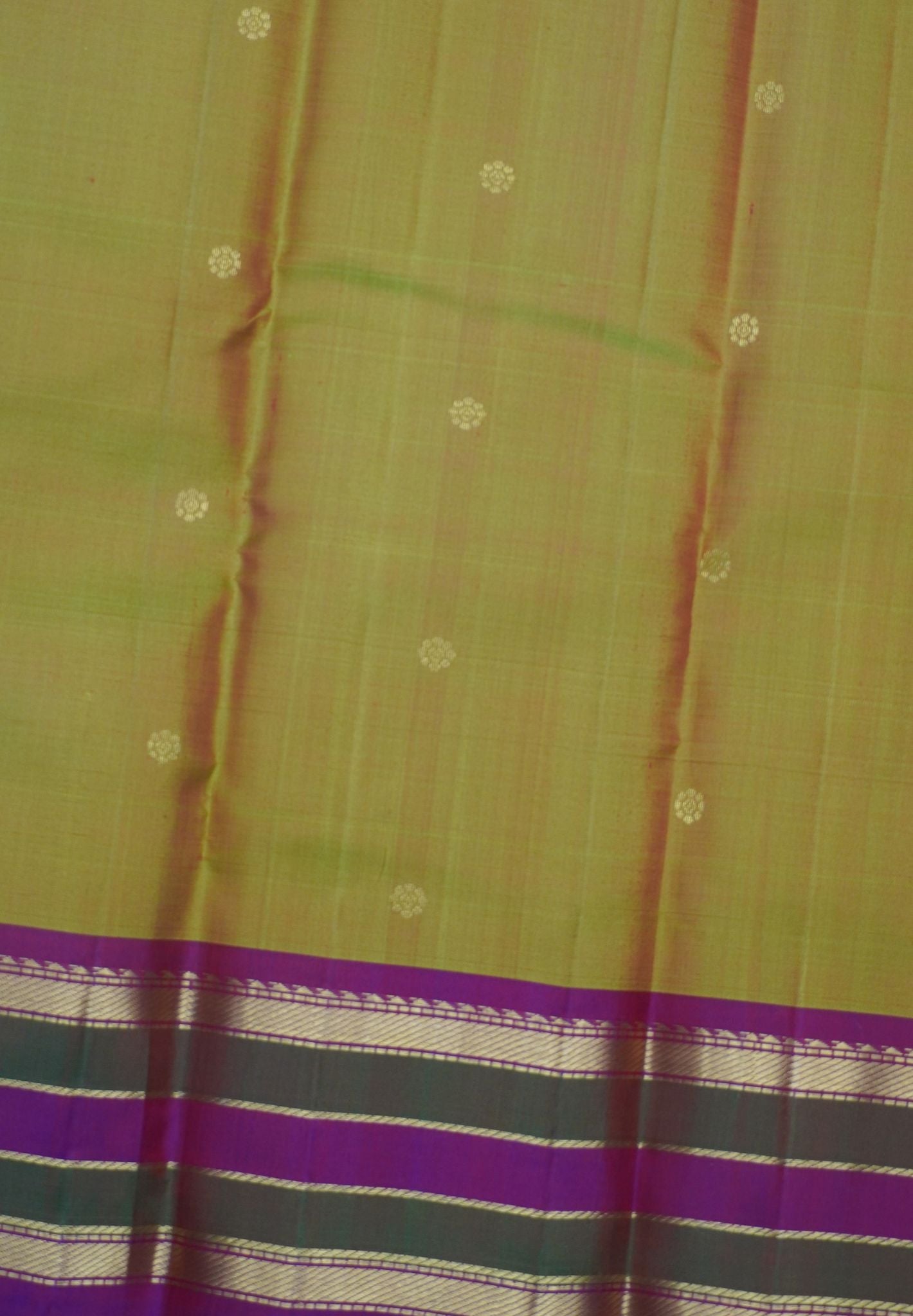 Pure Kanchipuram Silk Saree-Manthulir Green Small Butta with Contrast Border