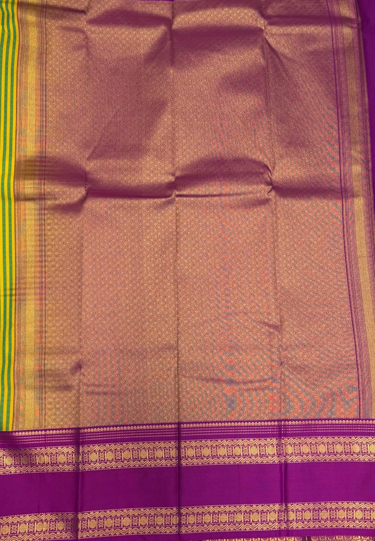 Budget Kanchipuram Saree-Green in Podi Kattam with Contrast Border