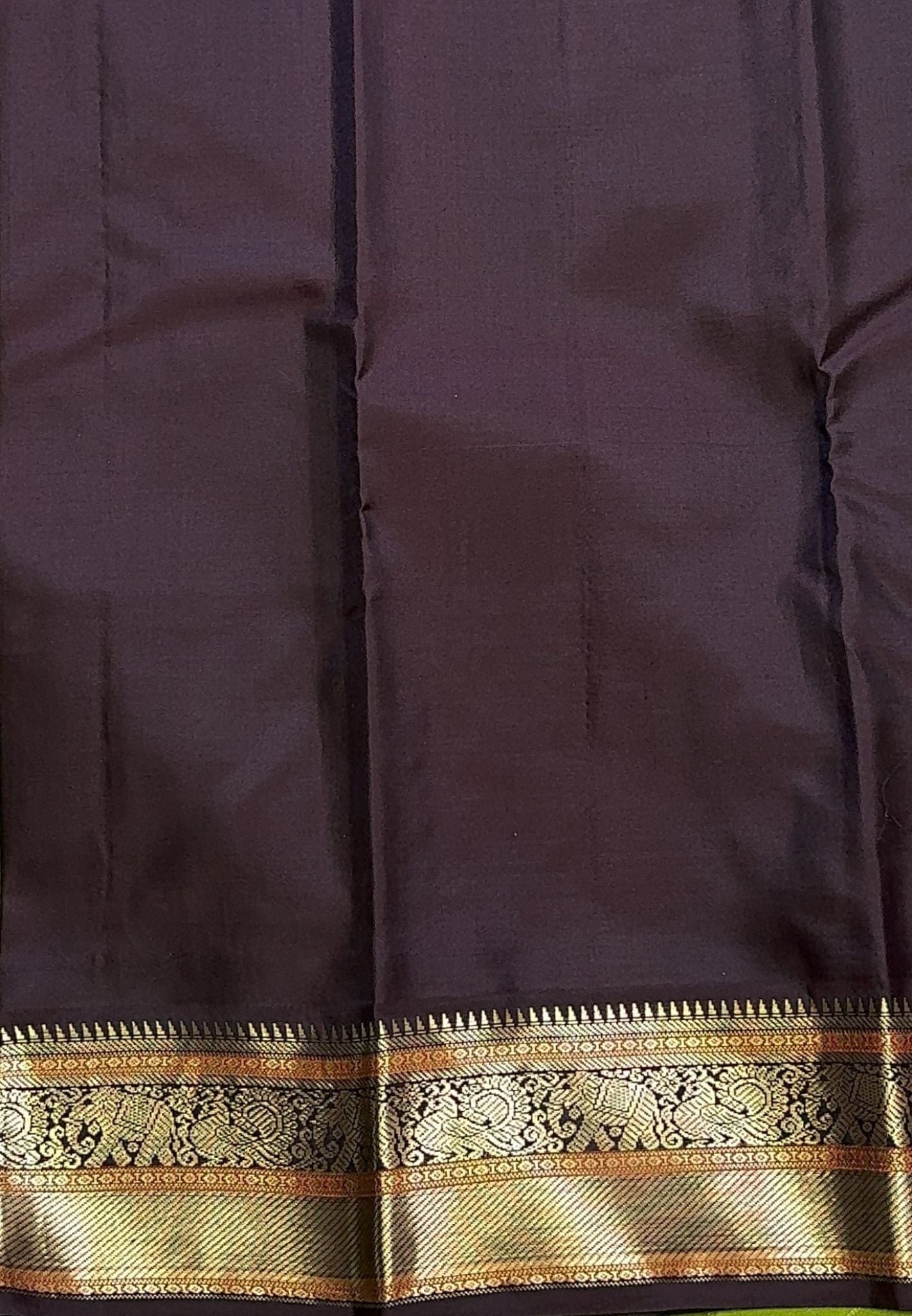Pure Kanchipuram Silk Saree-Light Green in Checkered Zari with Contrast Border