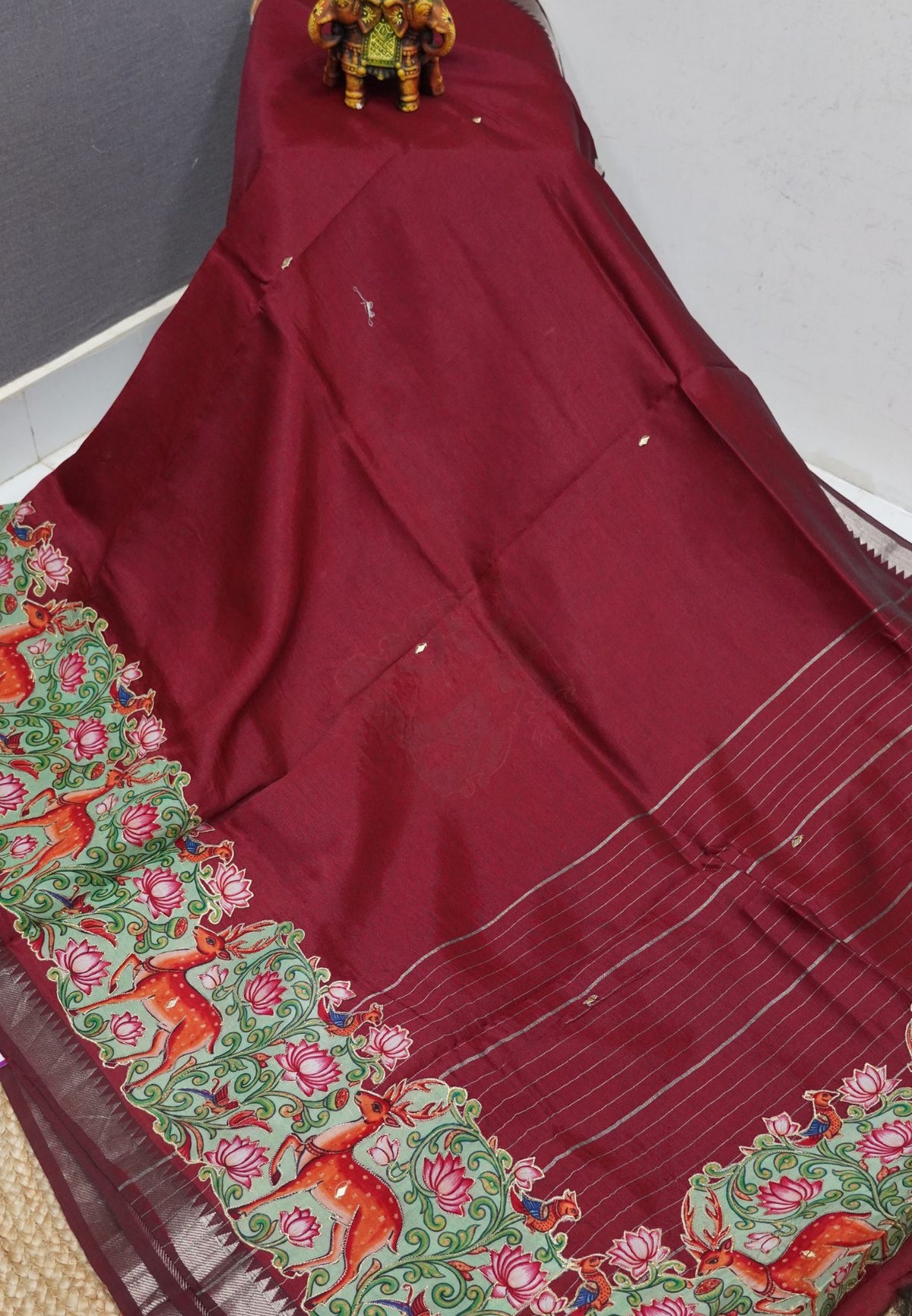 Pure Mangalgiri Silk Saree- Maroon with Appliqué Work