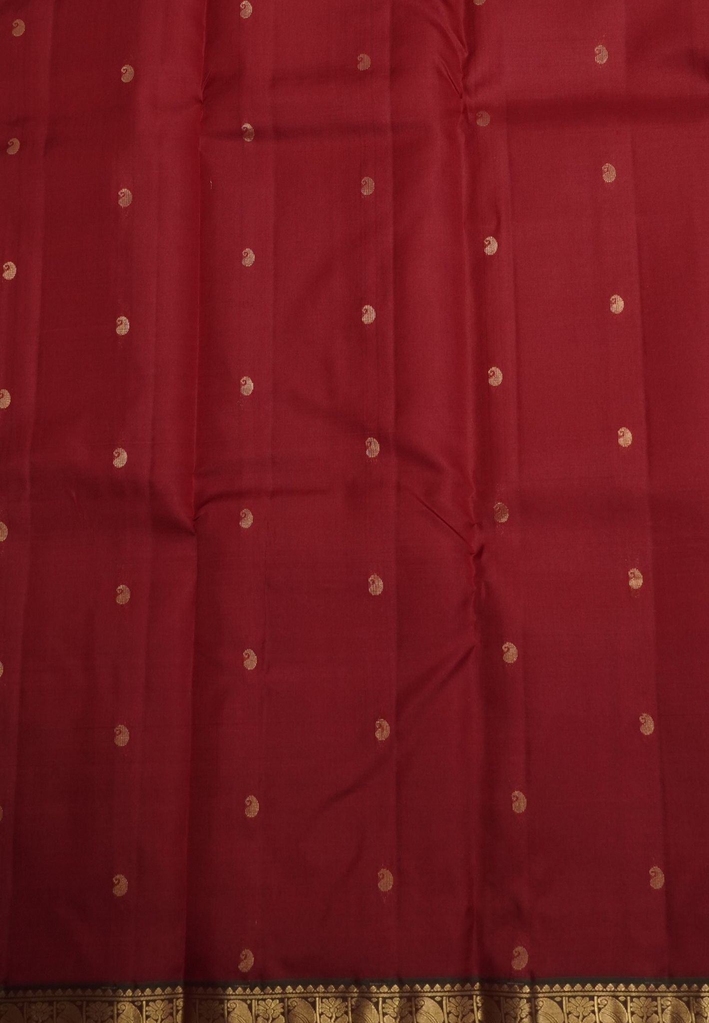 Pure Kanchipuram Silk Saree-Red with Small Border