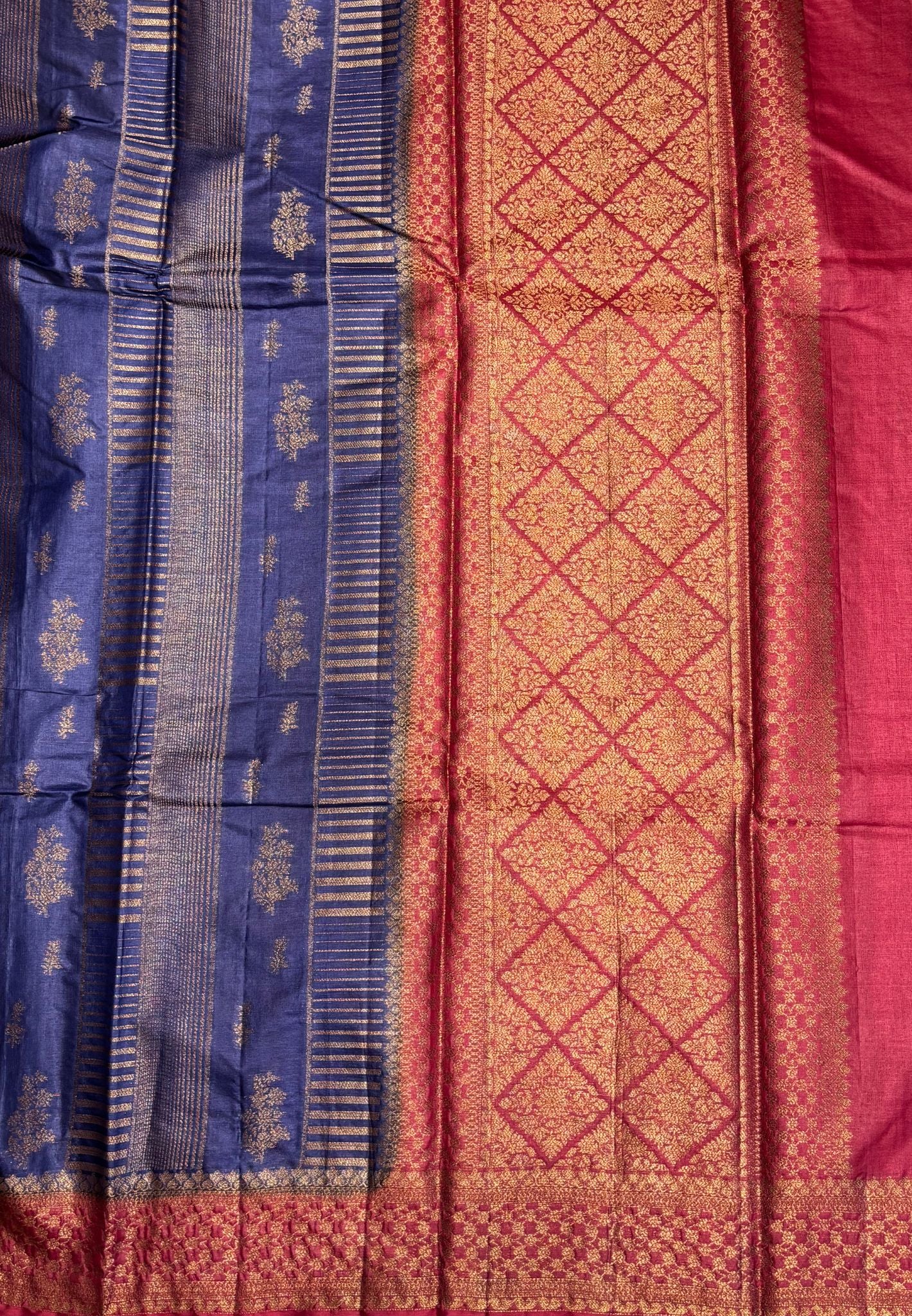Pure Tussar Saree-Navy Blue In Geometric Diamond Zari With Contrast Border