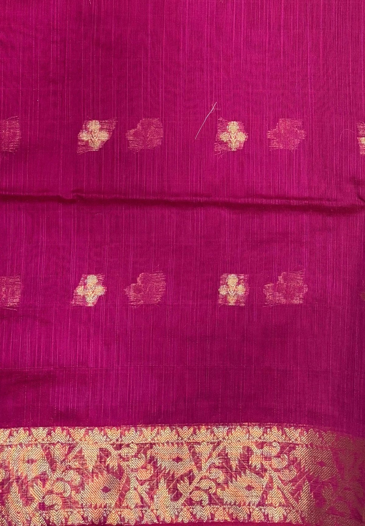 Handloom Silk Cotton Saree-Magenta In Floral Butta Brocade Border
