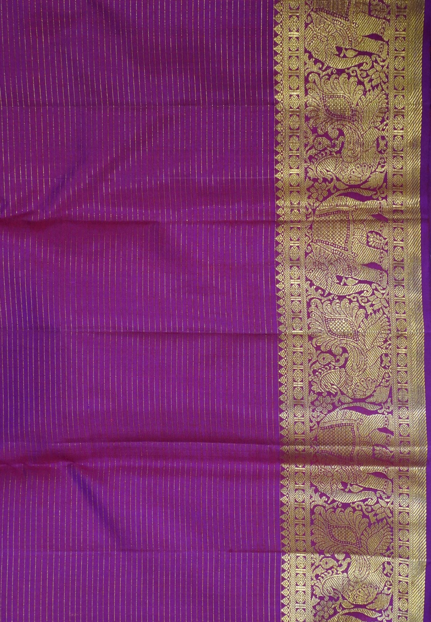 Pure Kanchipuram Silk Saree-Magenta Vairaoosi with Mayil Chakram Butta