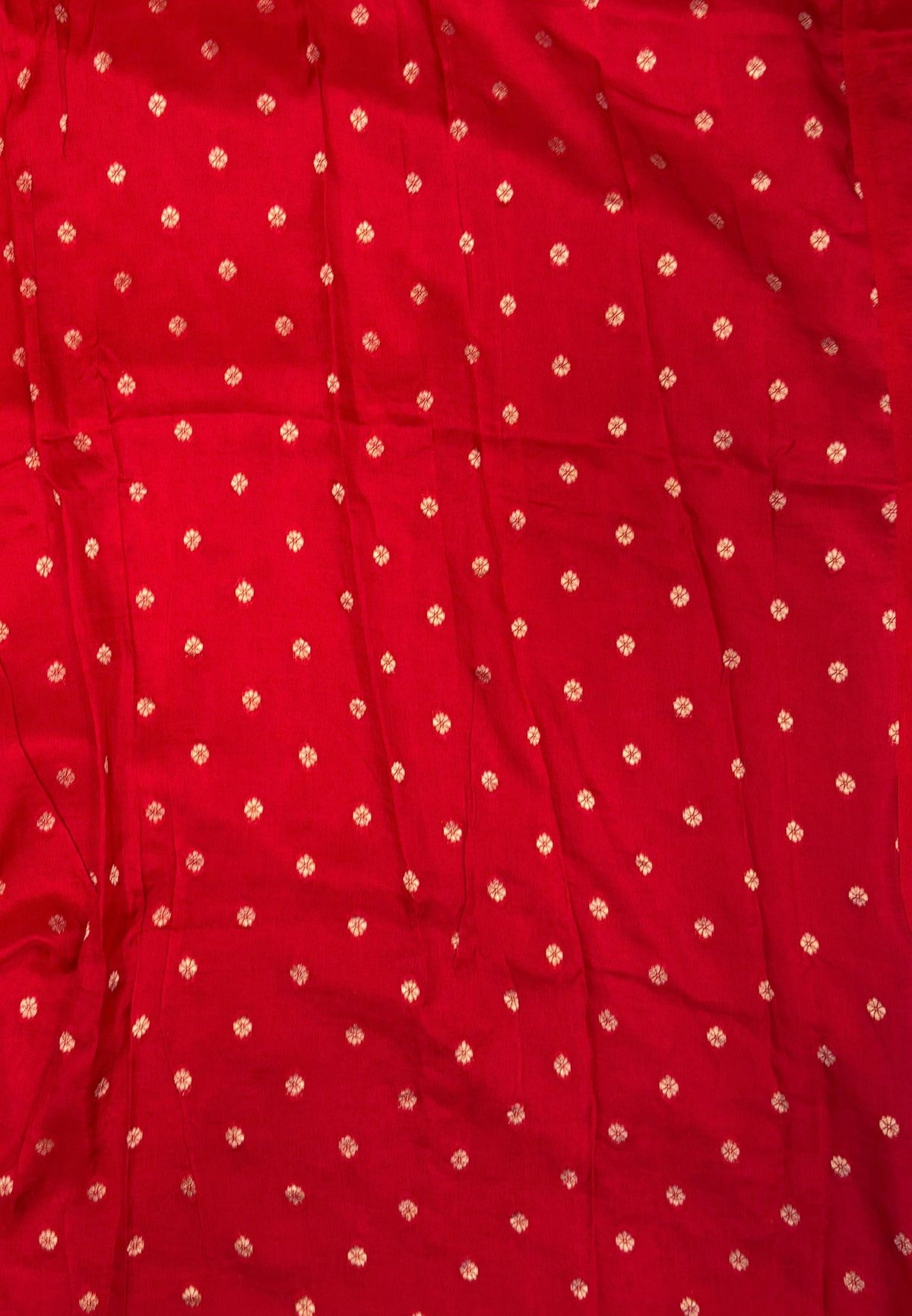 Viscose Saree-Red In Peacock Motif Border
