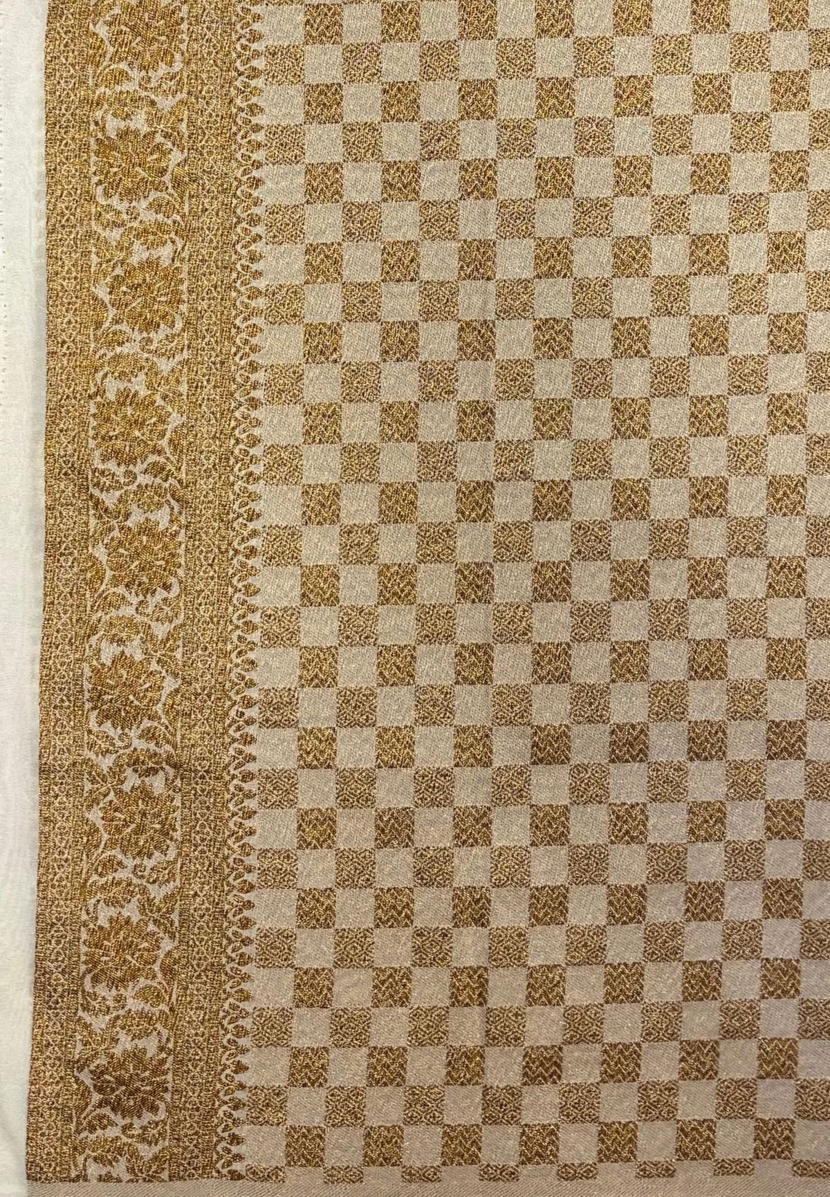 Banarasi Crepe Saree-Onion Pink In Square Check Brocade With Contrast Border