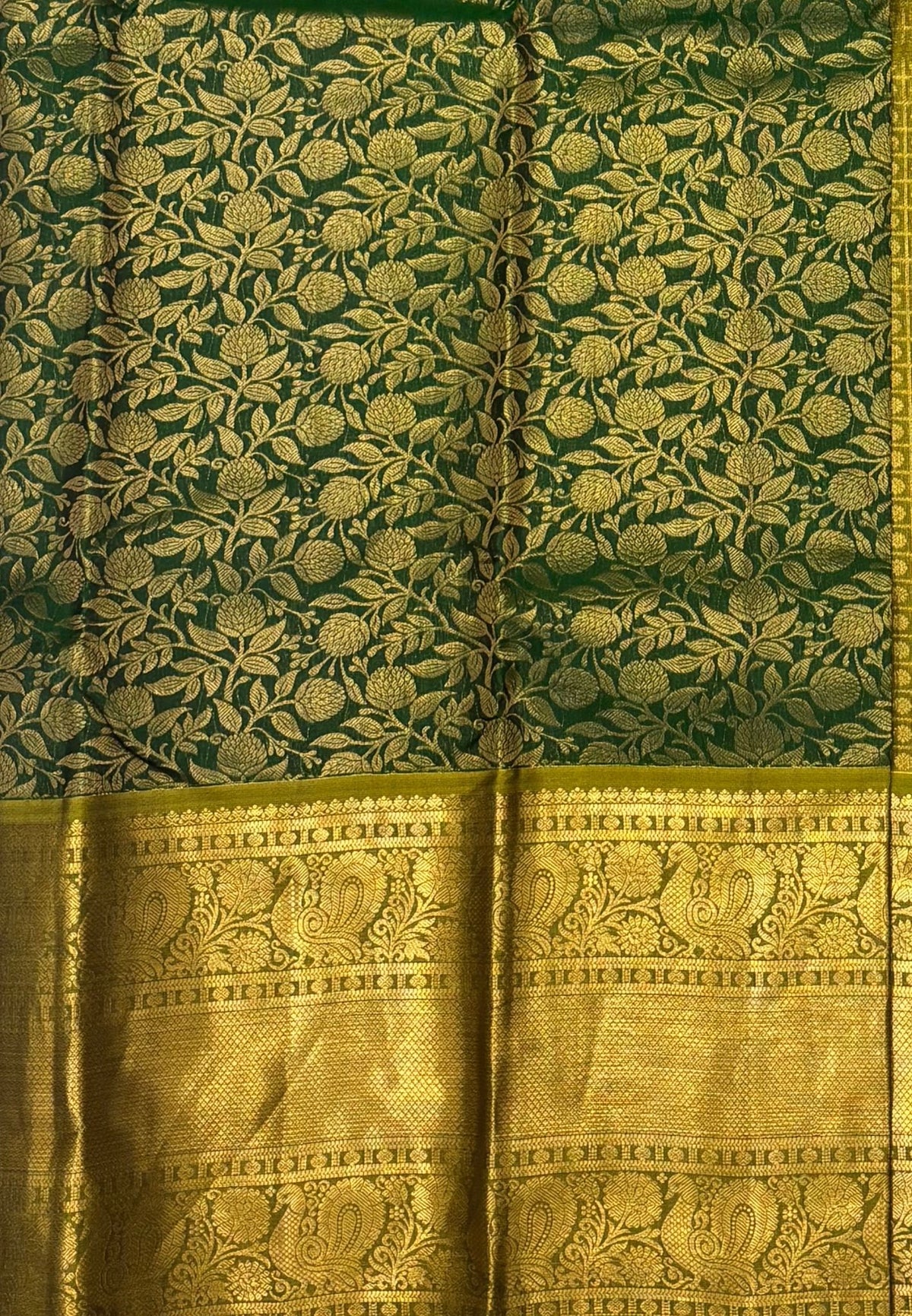 Pure Kanchipuram Silk Saree-Traditional Green with Contrast Border