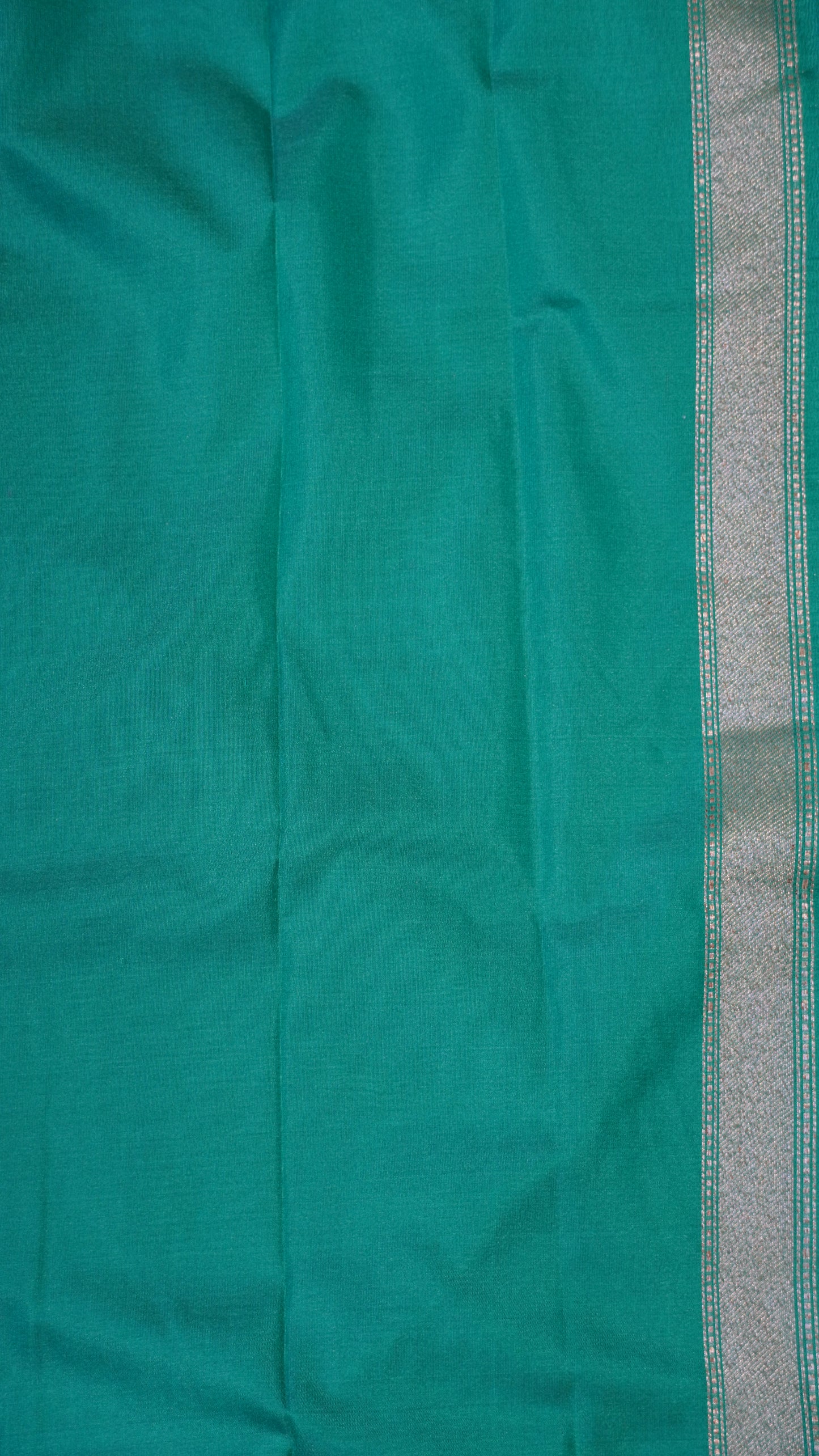 Semi Banarasi Uppada Silk Saree-Green