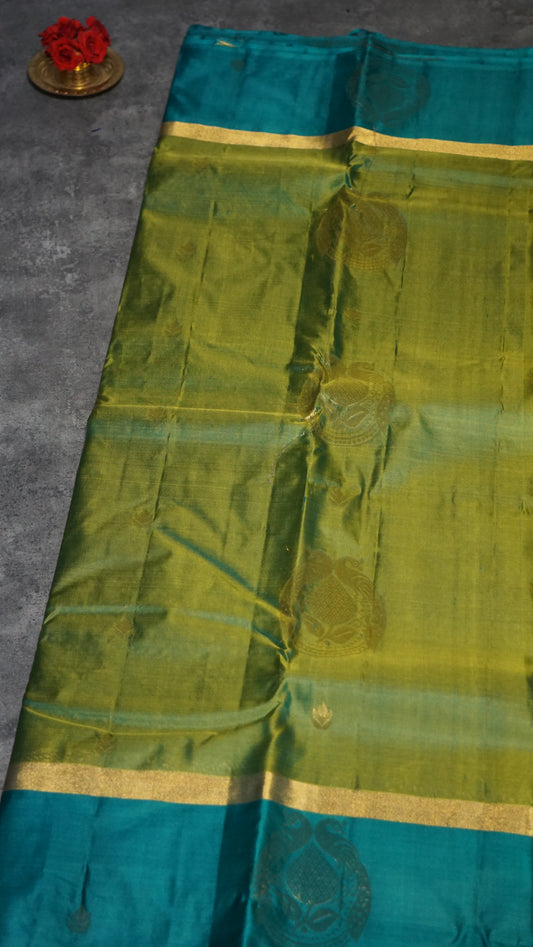 Semi Kanjeevaram Saree Butta Green
