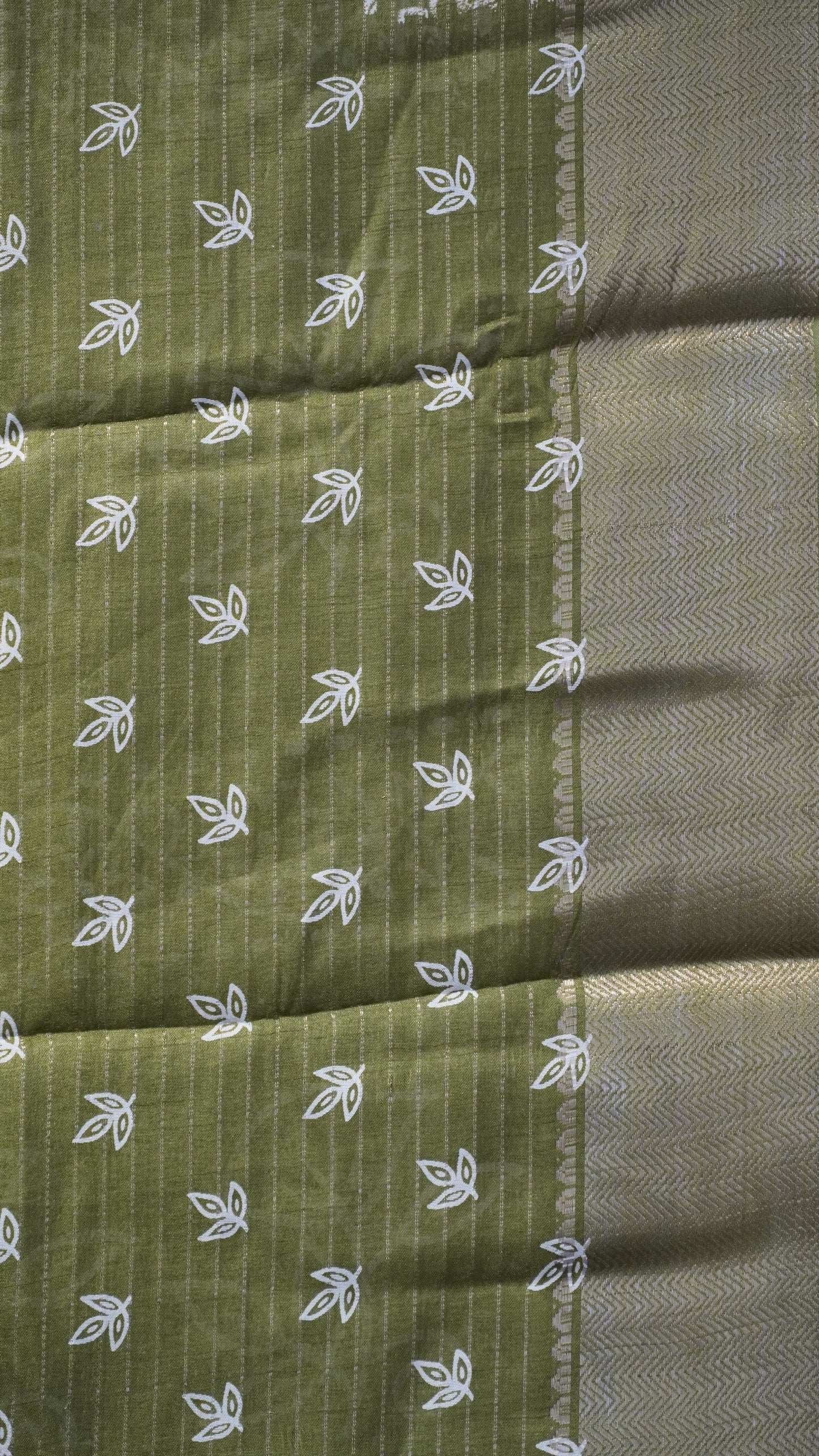 Dola Silk Saree Floral Print - Olive green