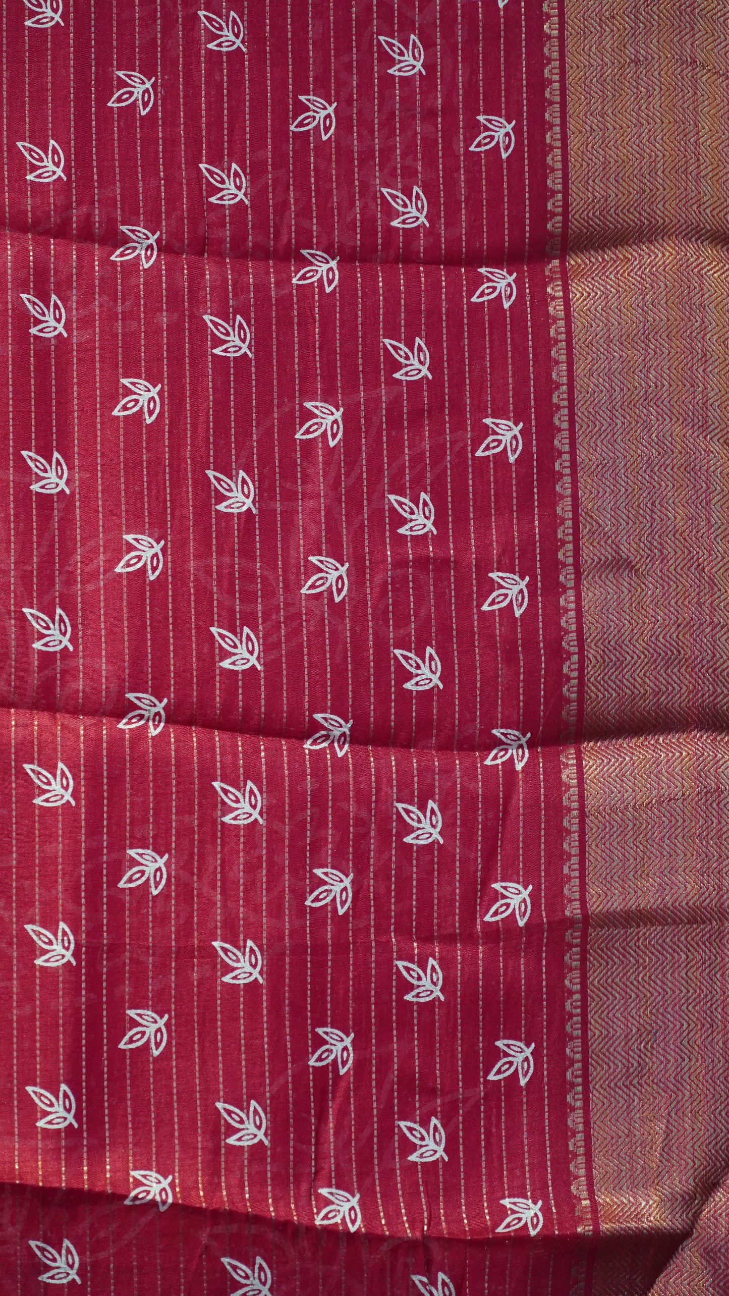 Dola Silk Saree Floral Print - Red