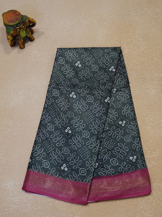 Dola Silk Saree Bandhini Print-Green