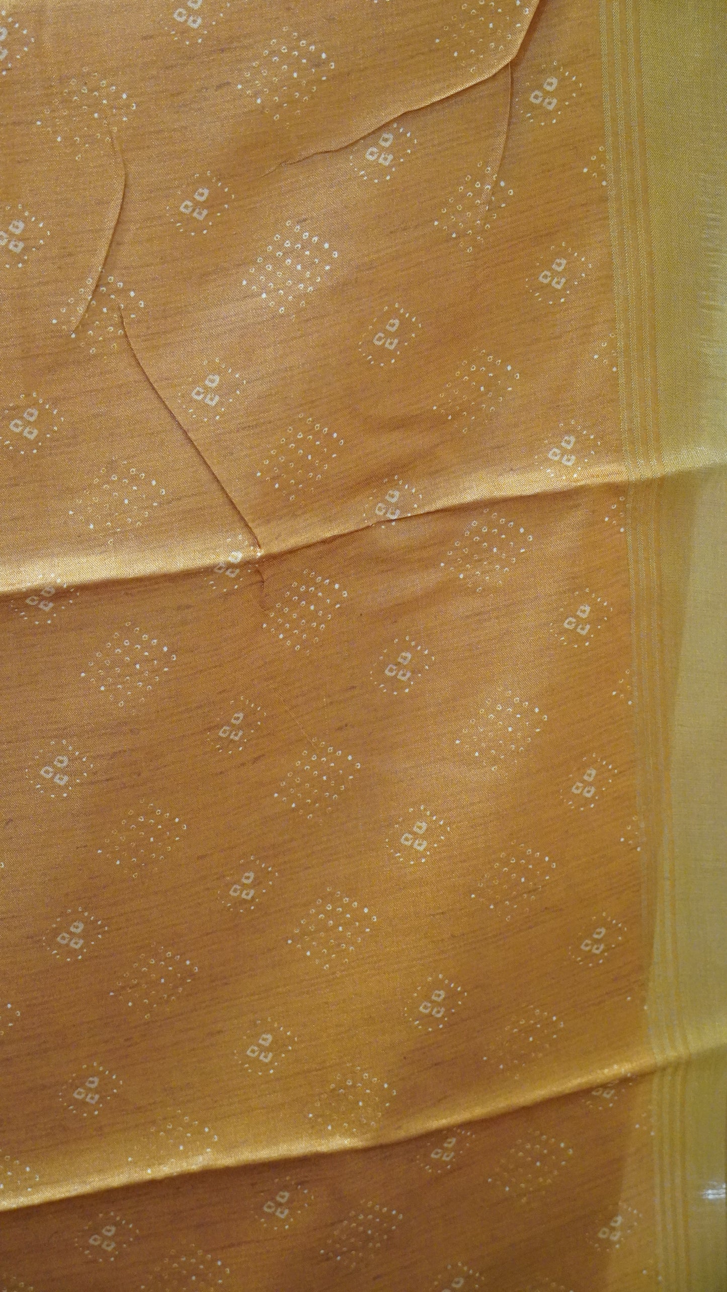 Dola Silk Saree Bandhini Print-Red