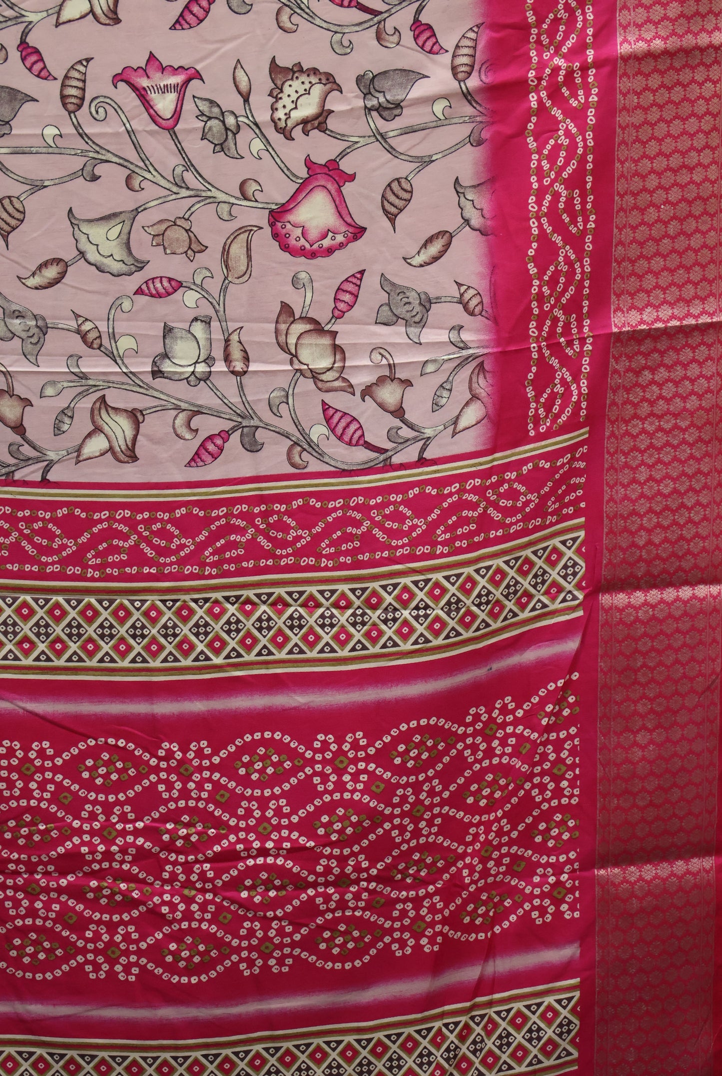 Dola Silk Saree Floral Print-Pink