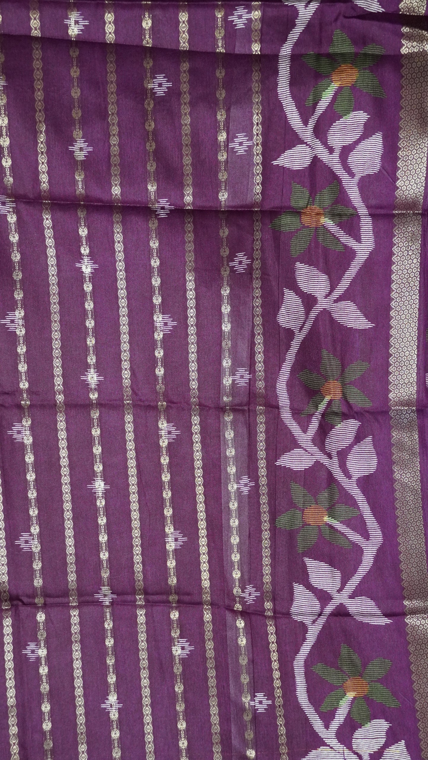Dola Silk Saree - Body Zari Wine