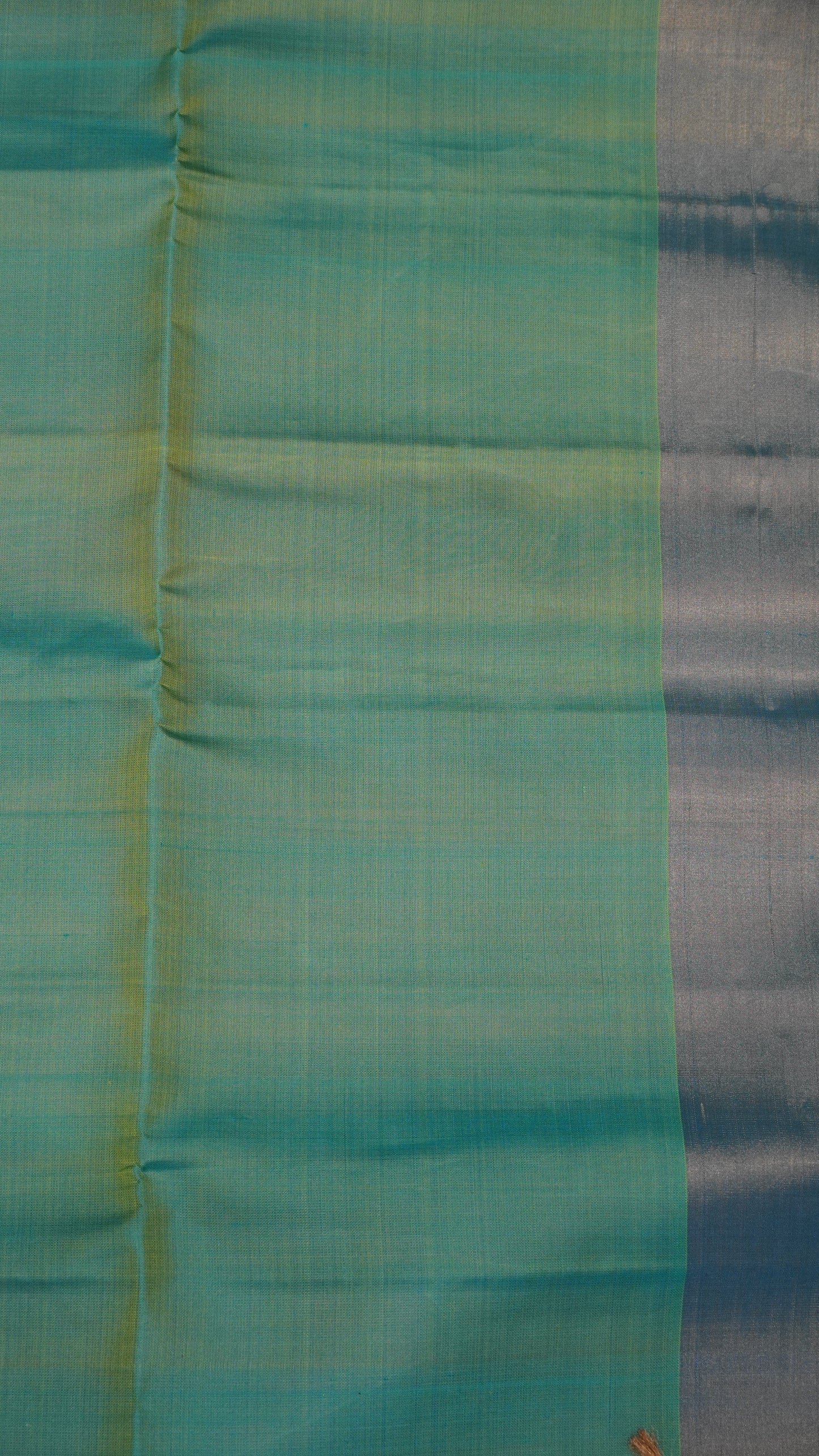 Pure Silk Saree Saree - Zari Kolam Peach Pink - Teal Green