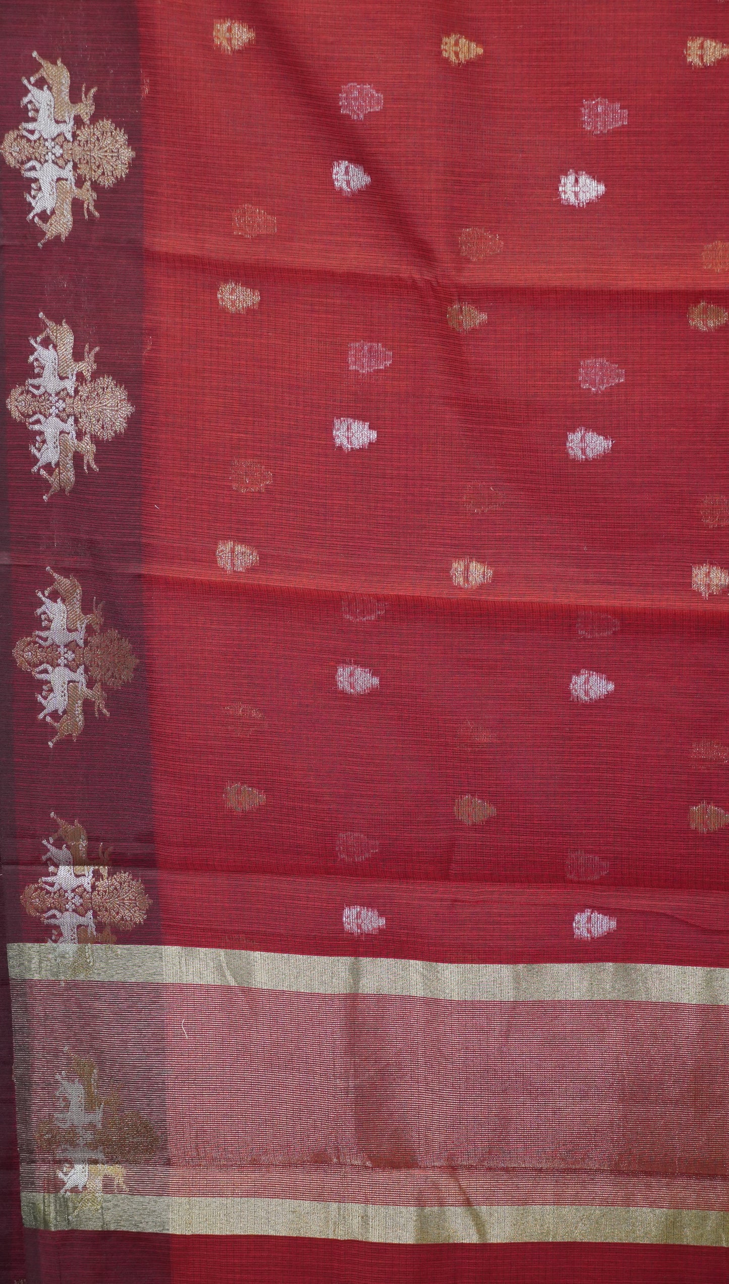 Art Zari Kota Deer Print - Maroon