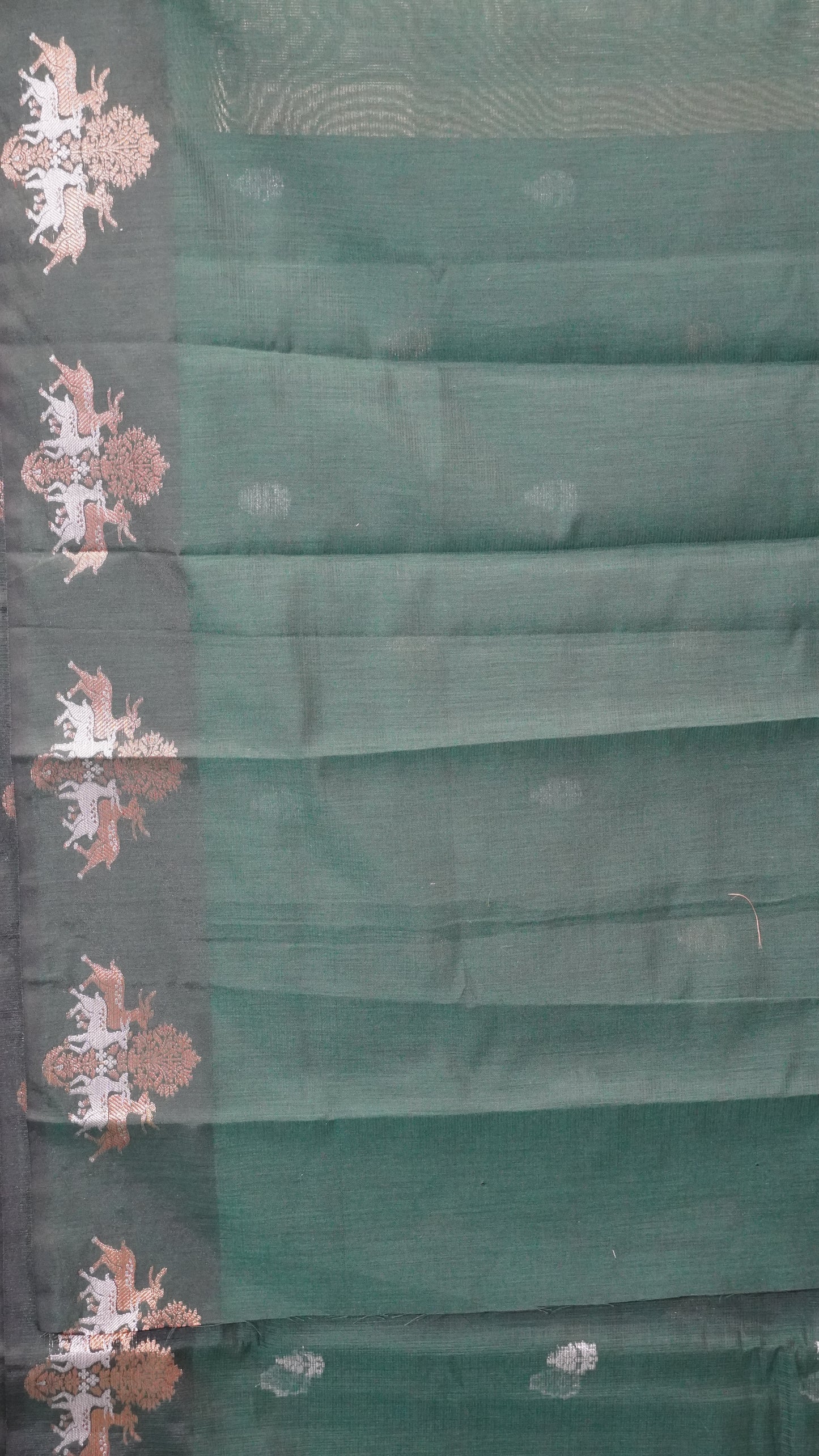 Art Zari Kota Deer Print - Bottle Green