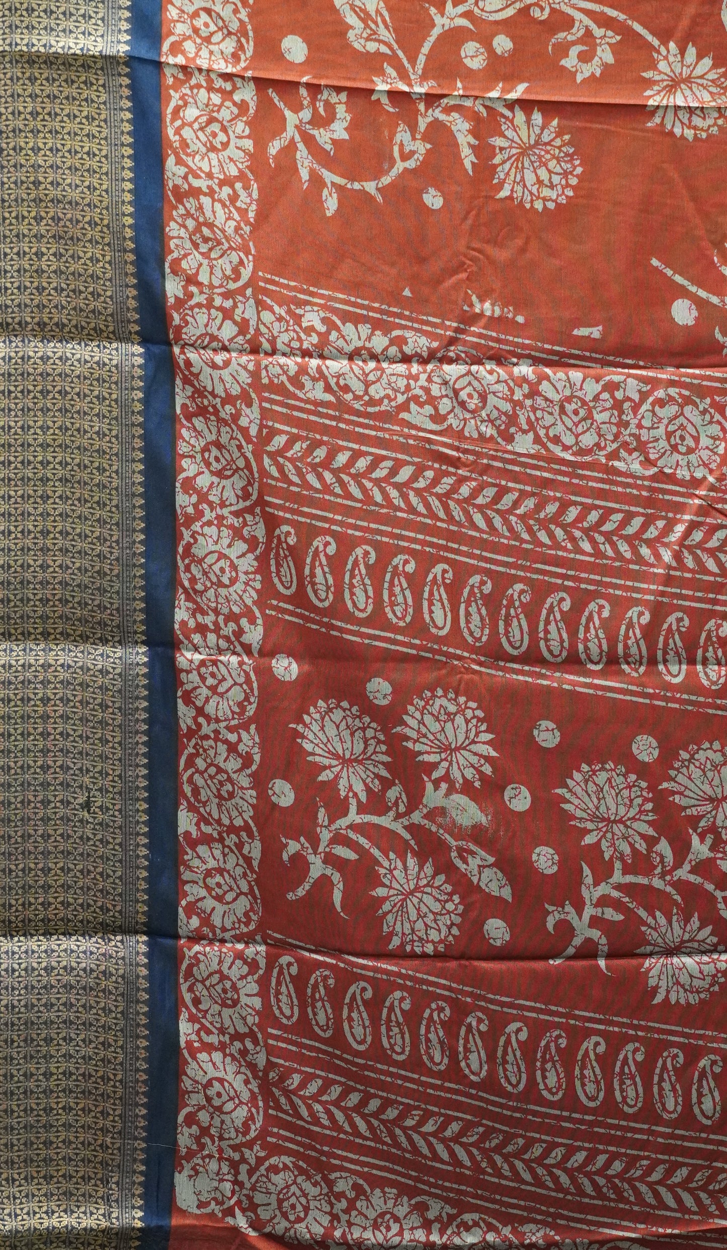 Dola Silk Saree Floral Print - Maroon
