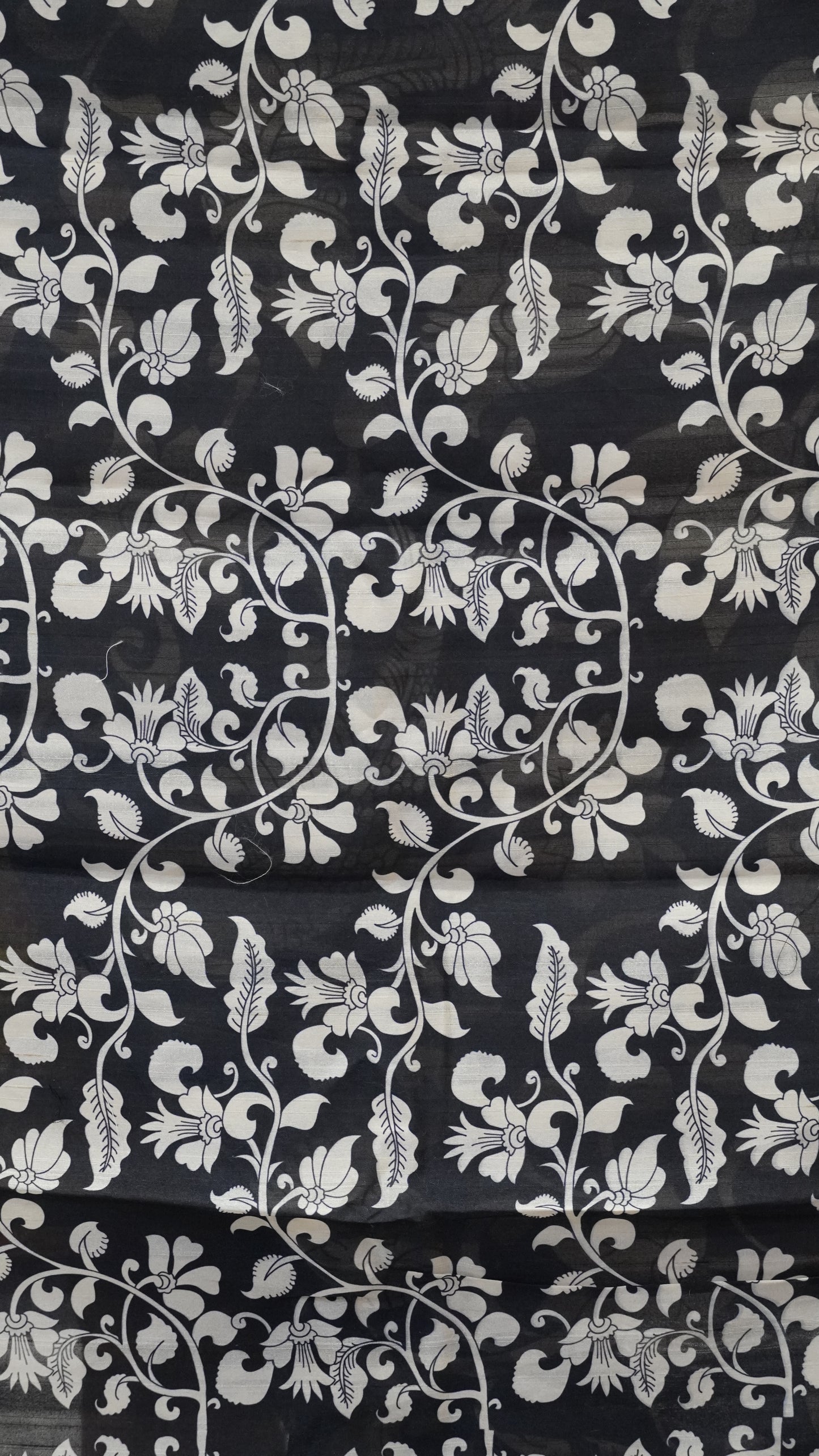 Tussar Saree Floral Print - Figure Print