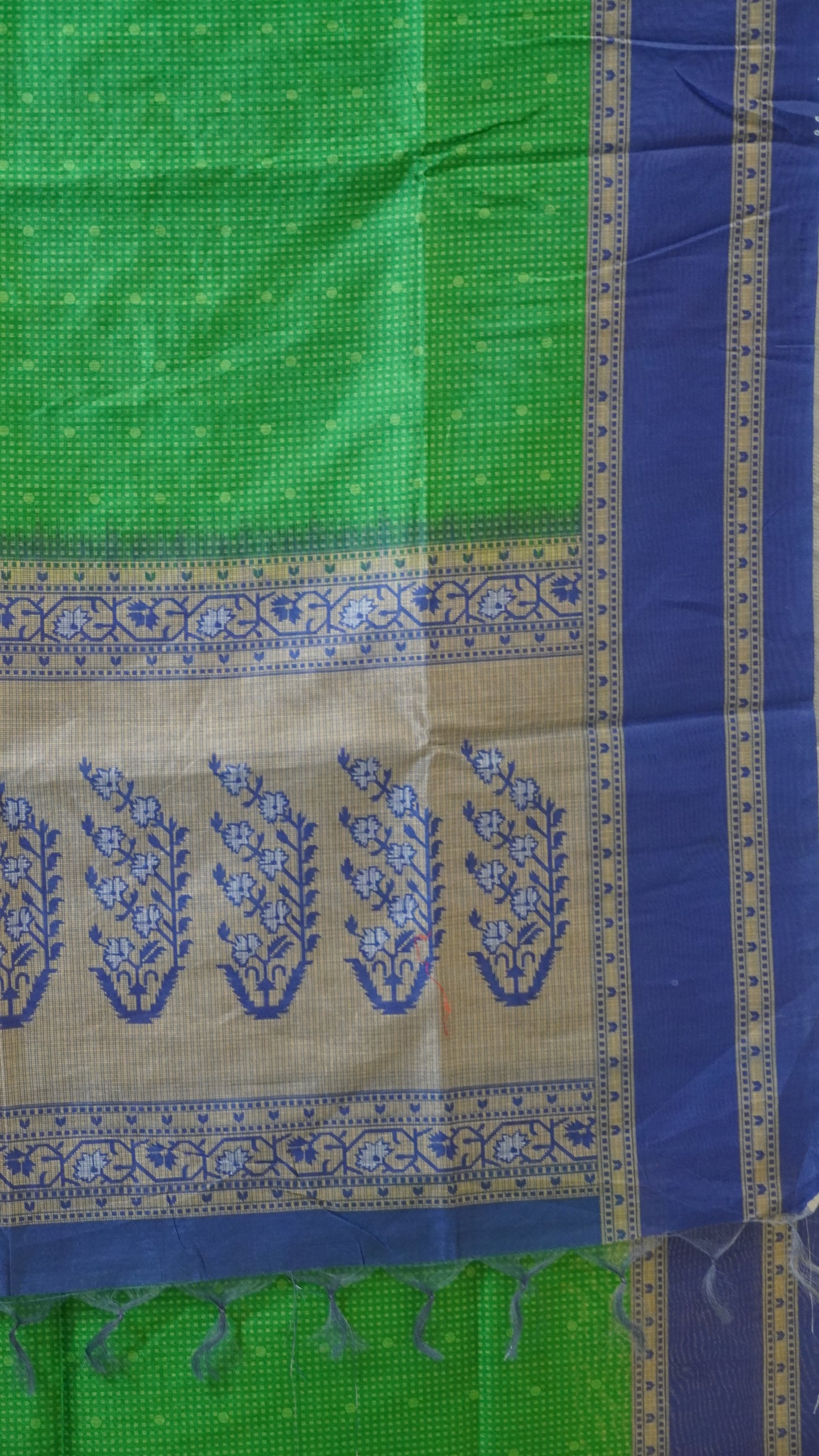 Semi Tussar Saree With Rettapet Border - Green