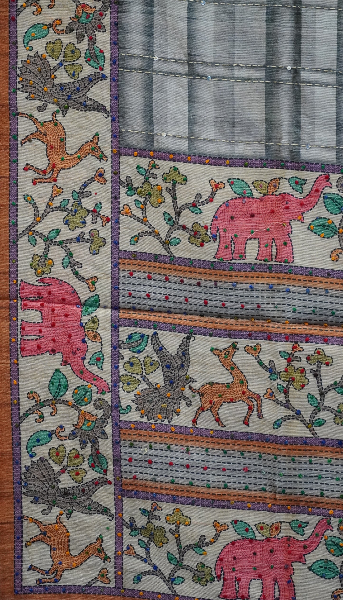 Semi Tussar Saree With French Knot & Kantha Work Checked Pattern - Grey
