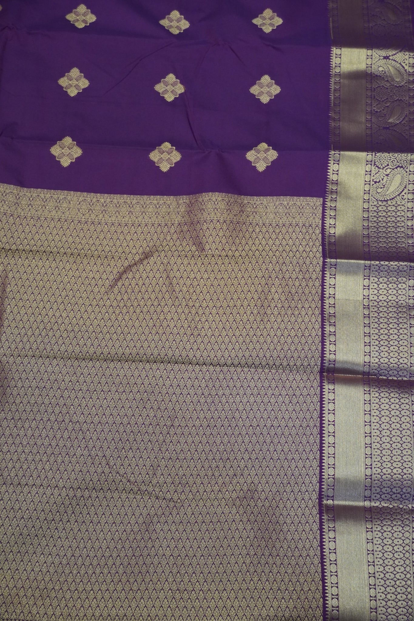 Semi Silk Saree - Kolam Buta Maroon